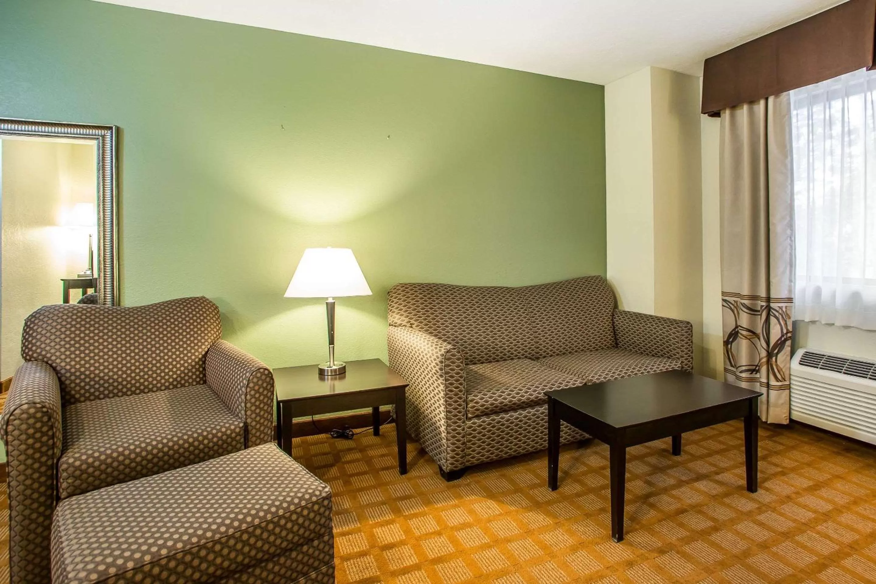 Photo of the whole room in Quality Inn & Suites Marinette