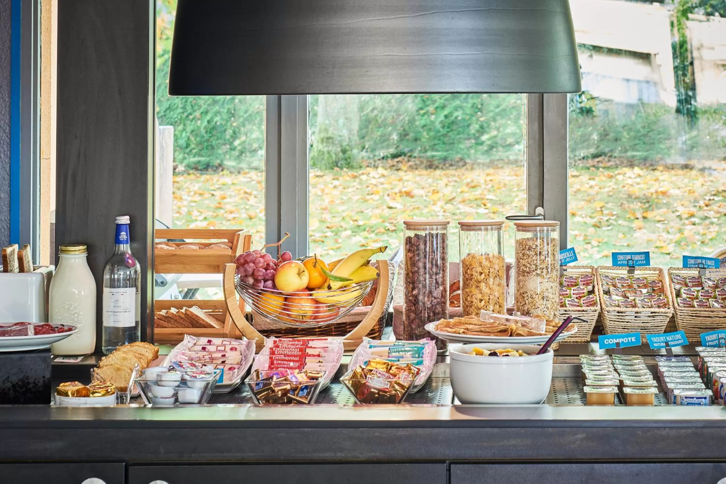 Garden view in Kyriad Direct Evreux