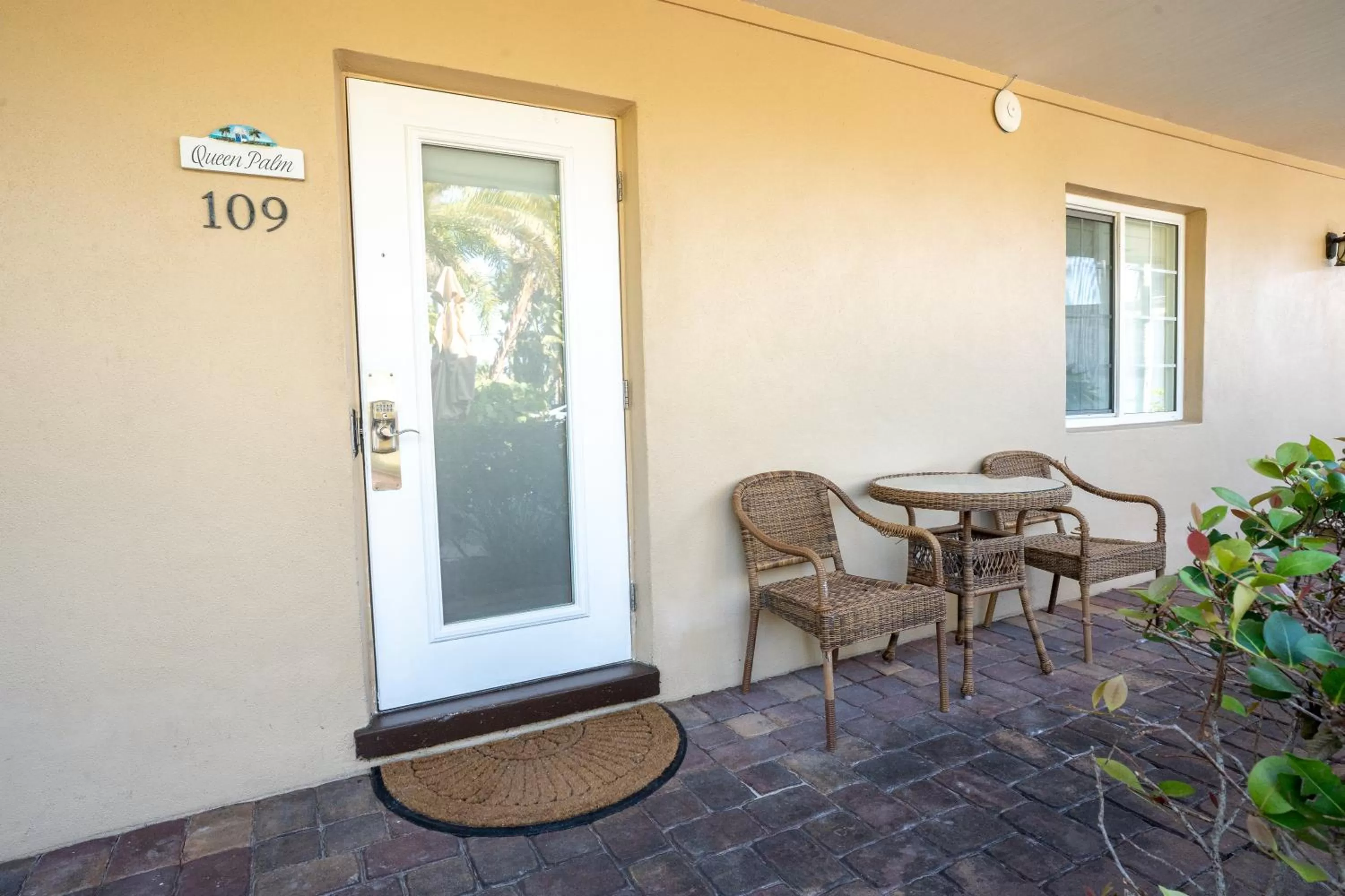 Patio in The Capri at Siesta