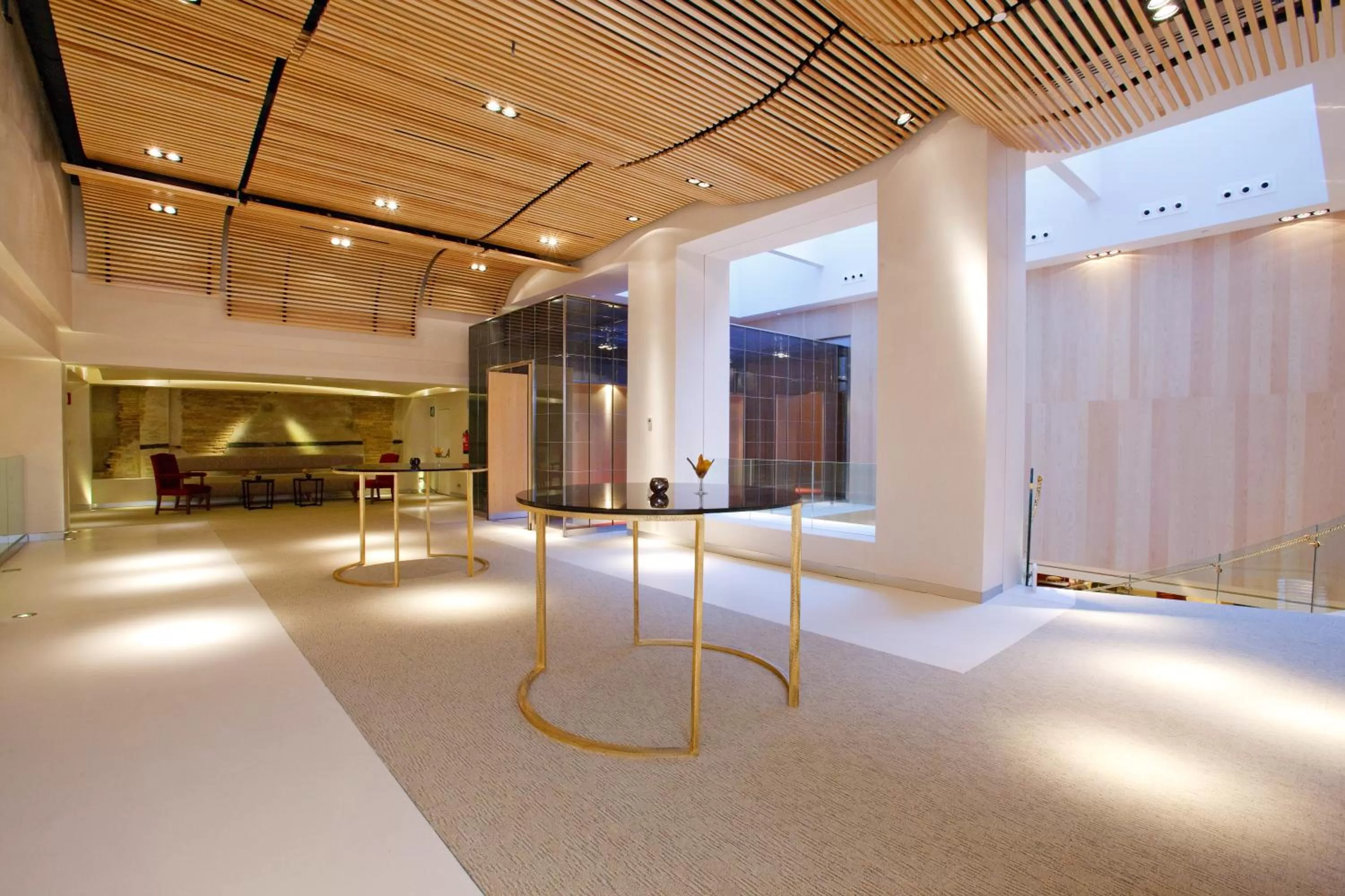 Business facilities in Hotel Alfonso