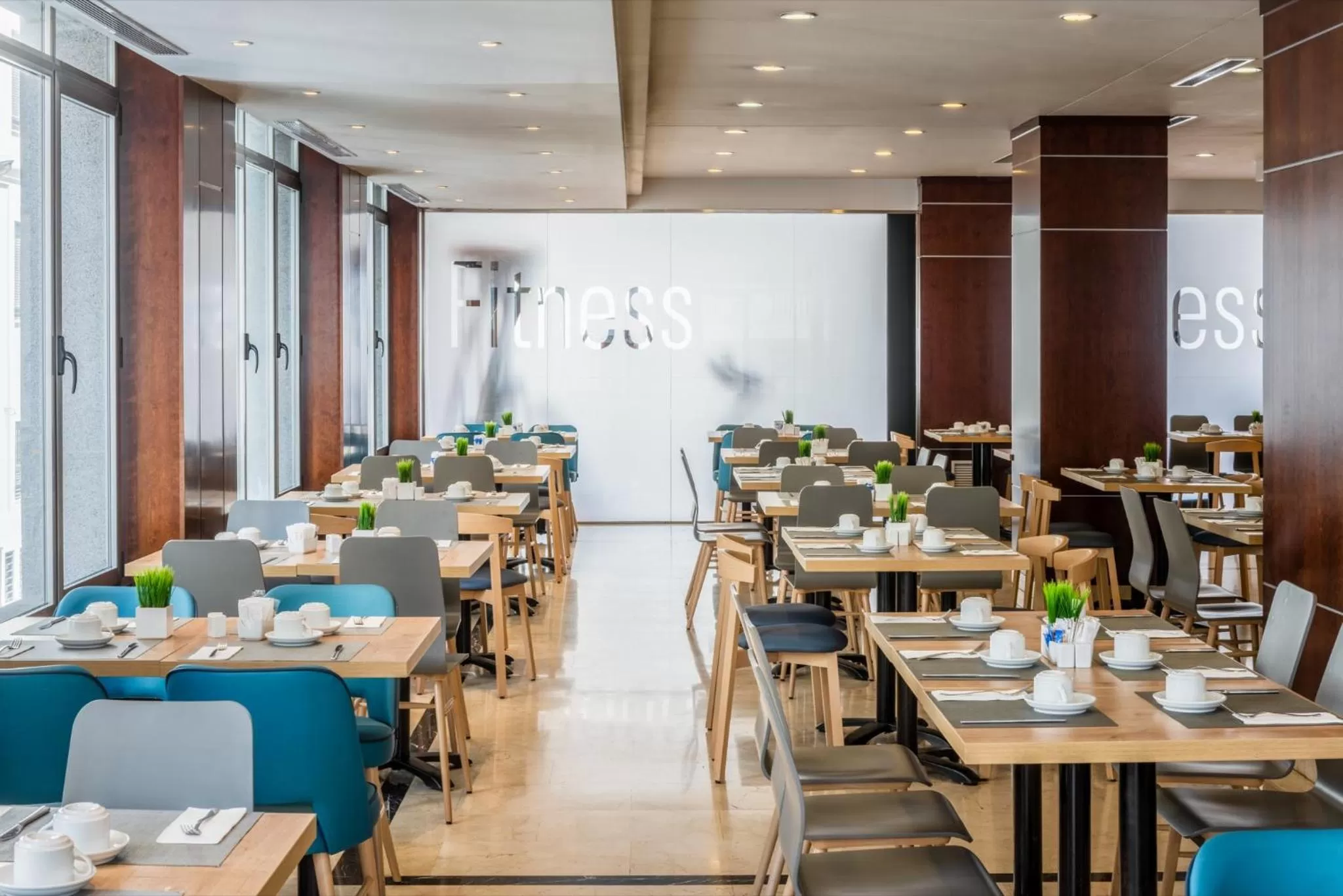 Restaurant/places to eat in Hotel Madrid Plaza de España, Affiliated by Meliá