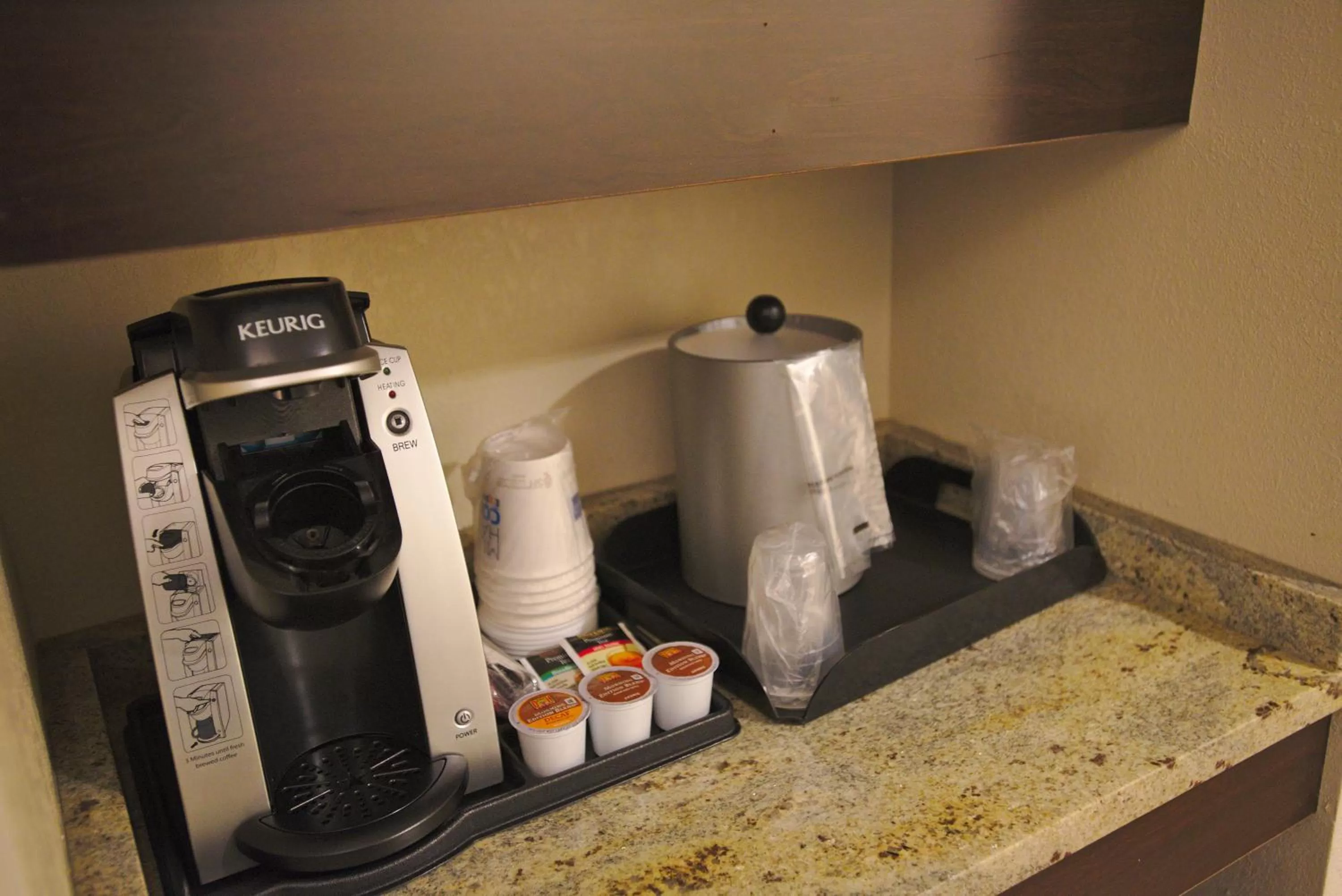 Coffee/tea facilities in Holiday Inn Express Anderson I-85 - Exit 27- Highway 81 by IHG