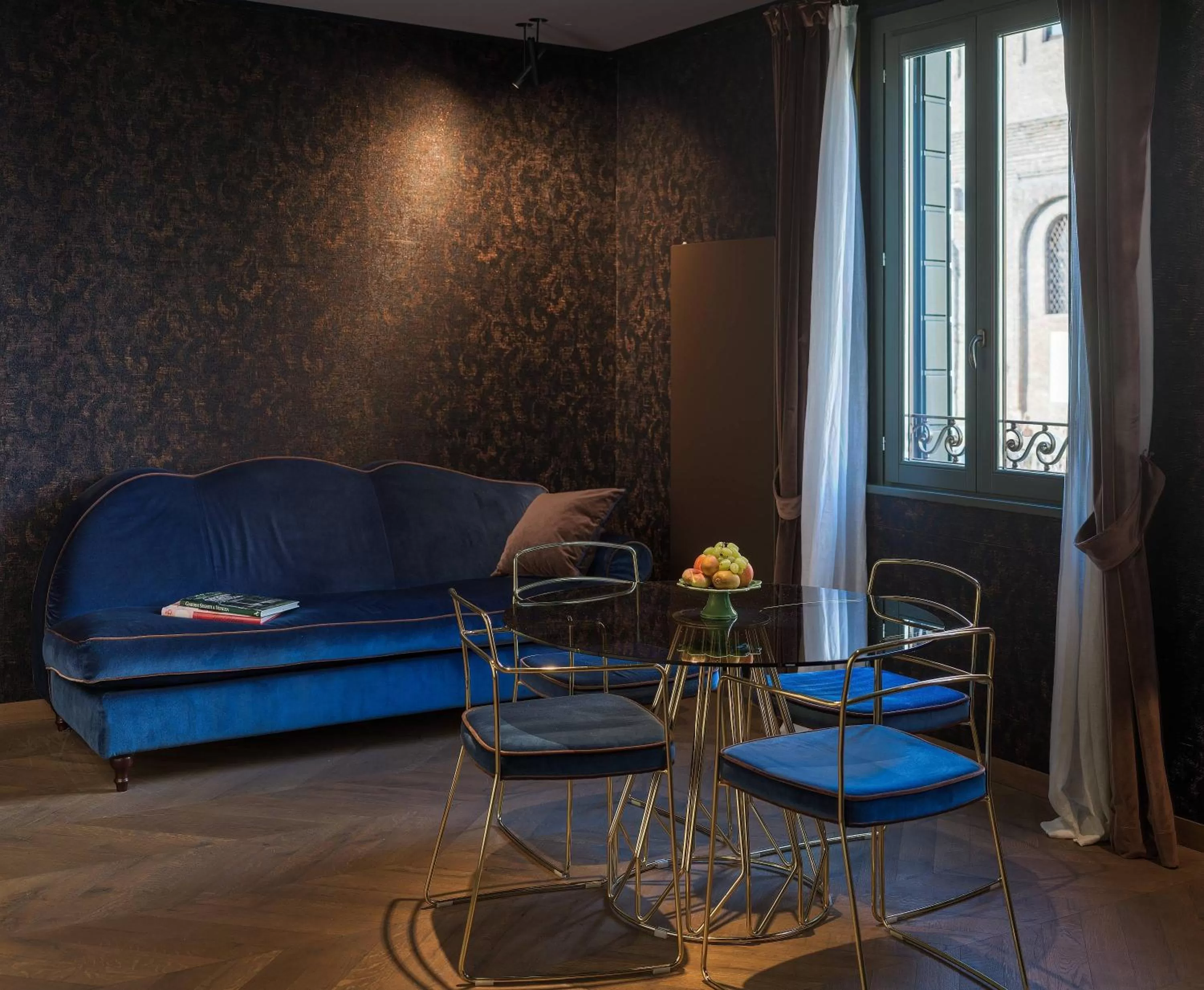 Living room in Madama Garden Retreat