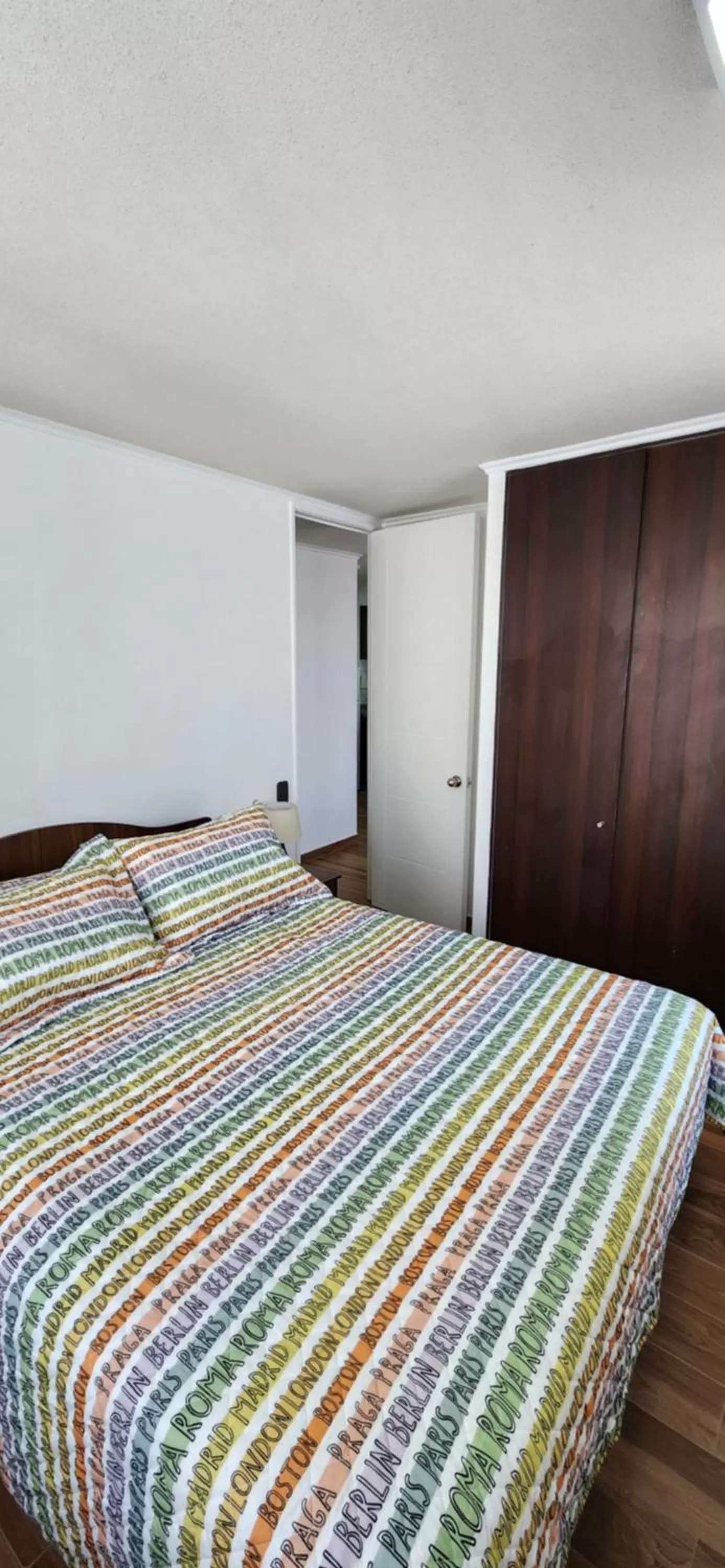 Bed in Personal Aparts Bellas Artes