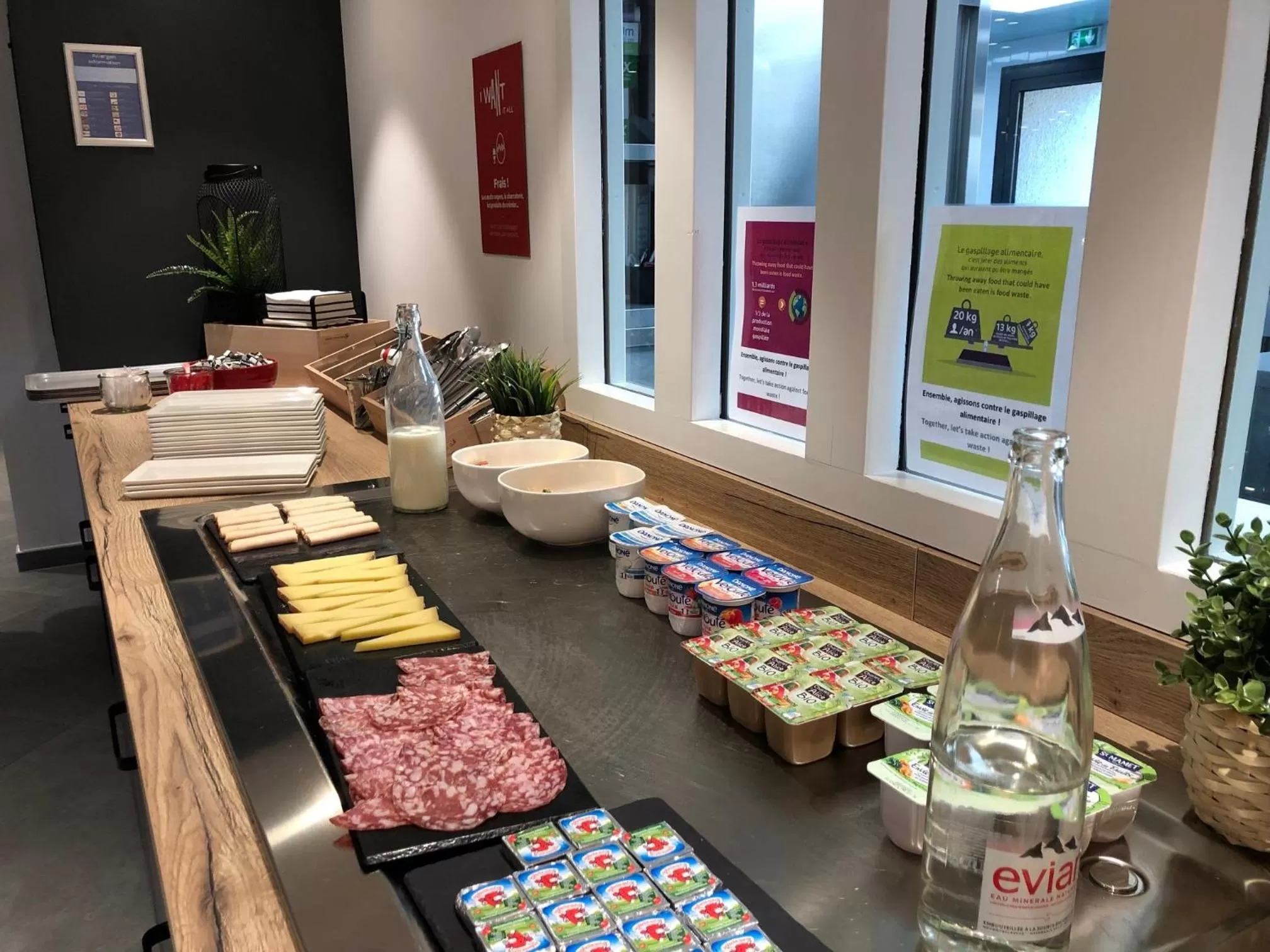 Breakfast in ibis Beaune Centre