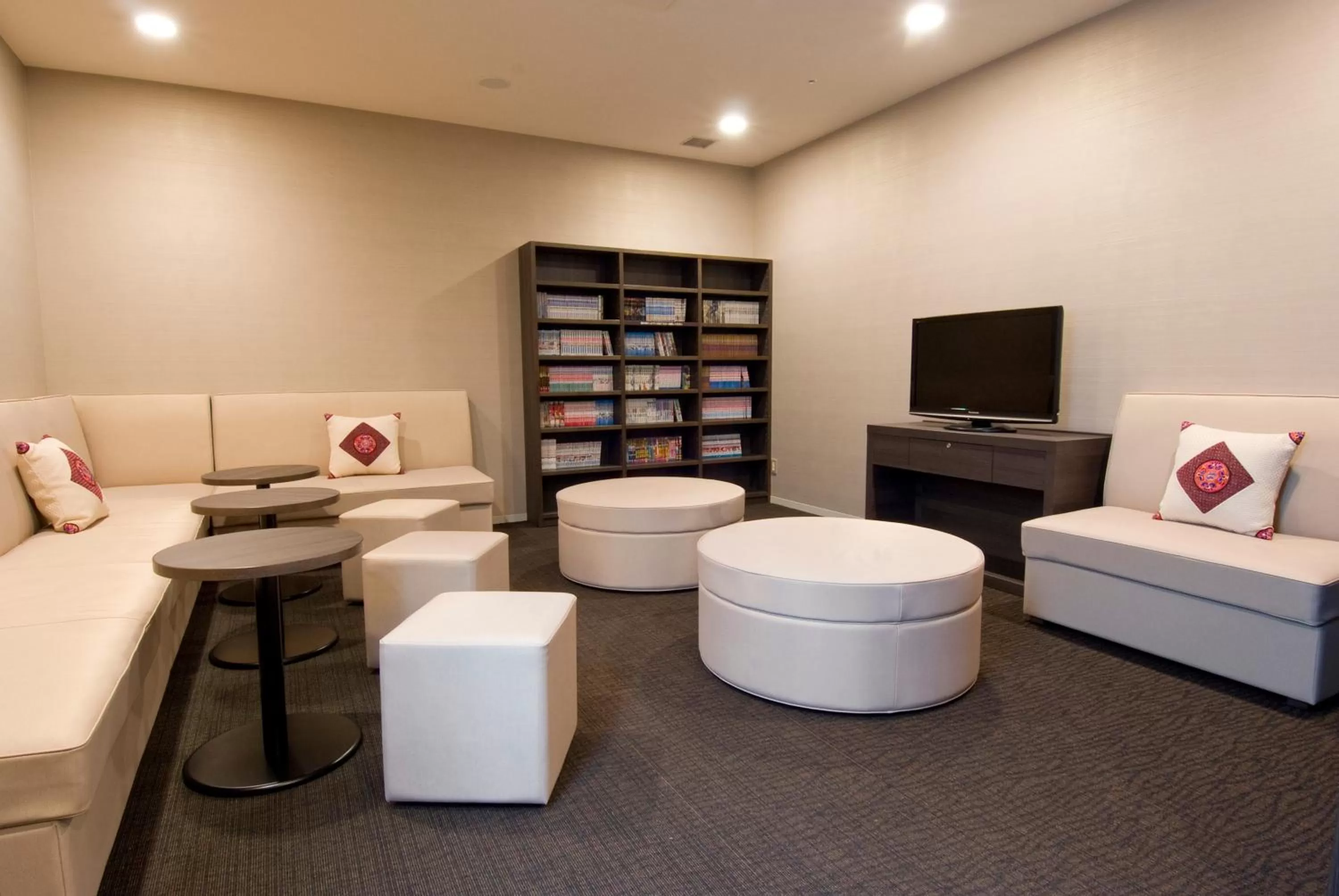 Lounge or bar in Dormy Inn Nagasaki Shinchichukagai