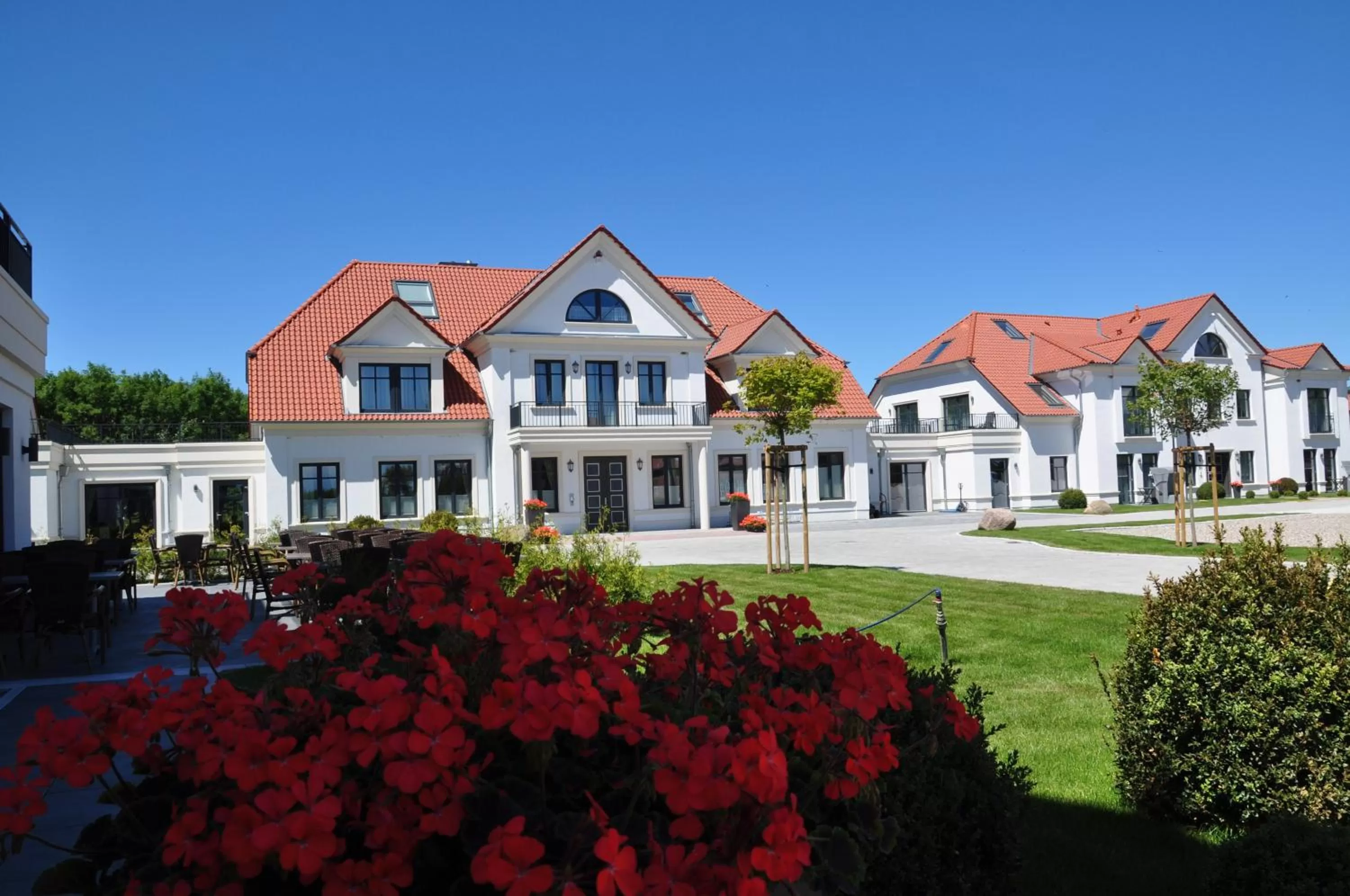 Property building in Avalon Hotel Bellevue