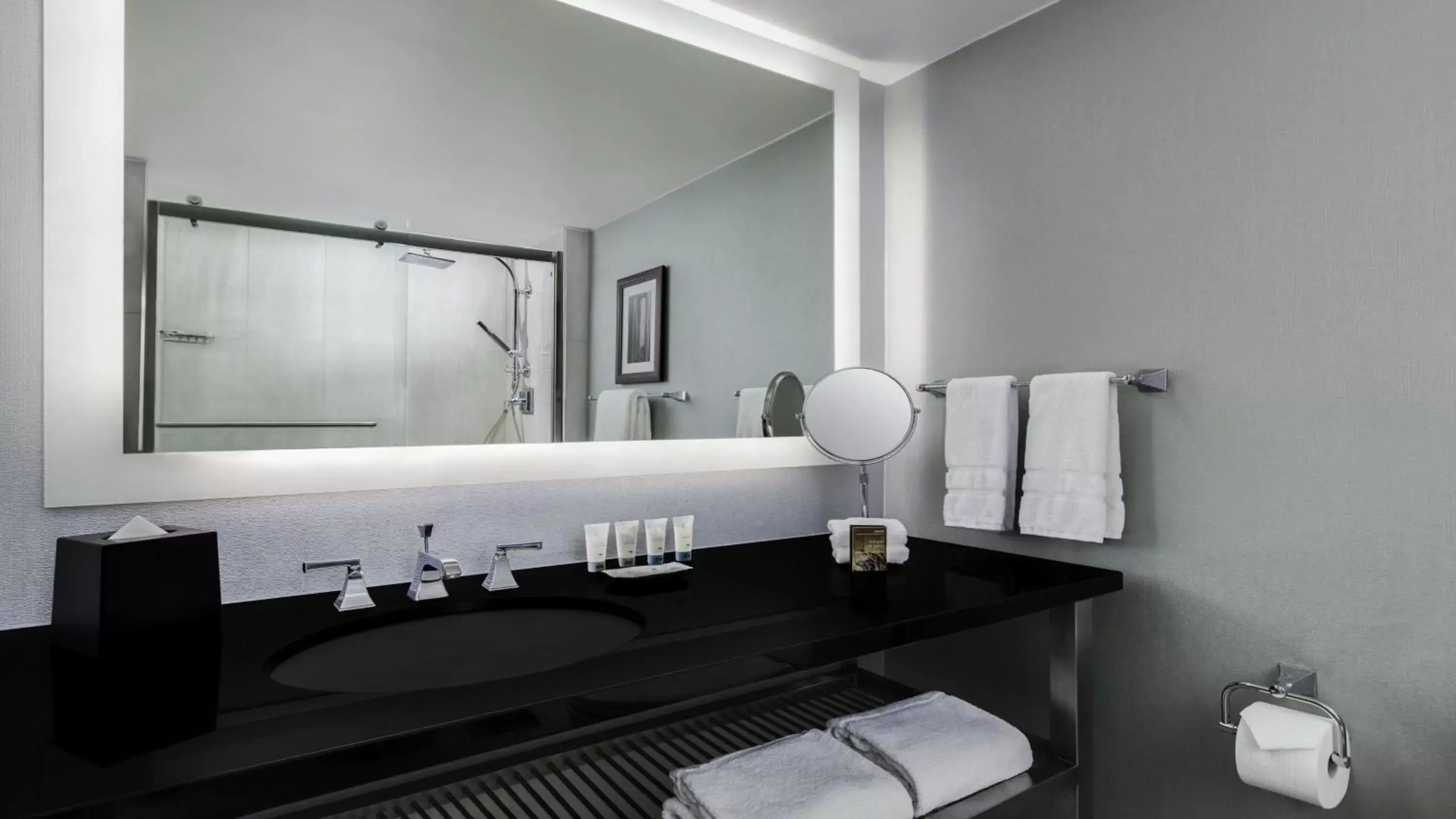 Deluxe King, Guest room, 1 King in The Westin Washington, D.C. City Center Deluxe King, Guest room, 1 King in The Westin Washington, D.C. City Center