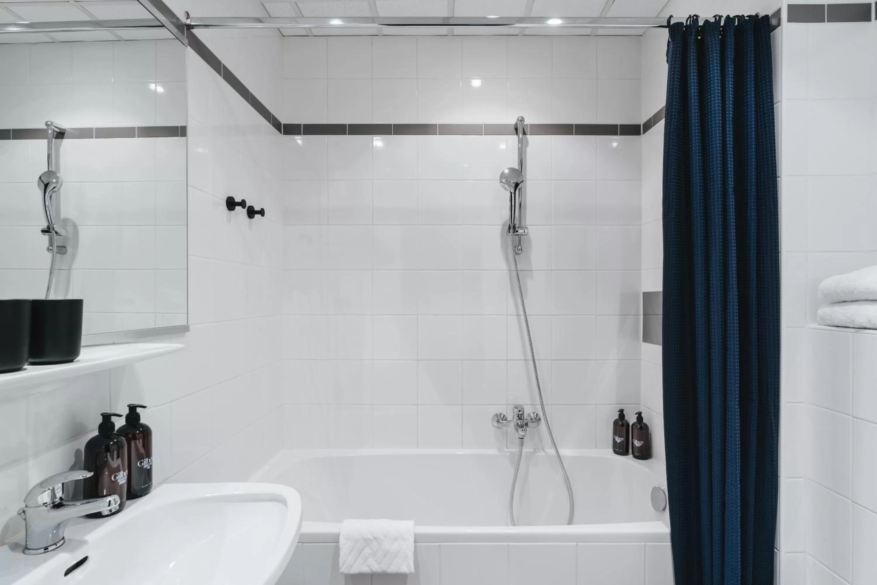 Bathroom in Hotel Gilbert