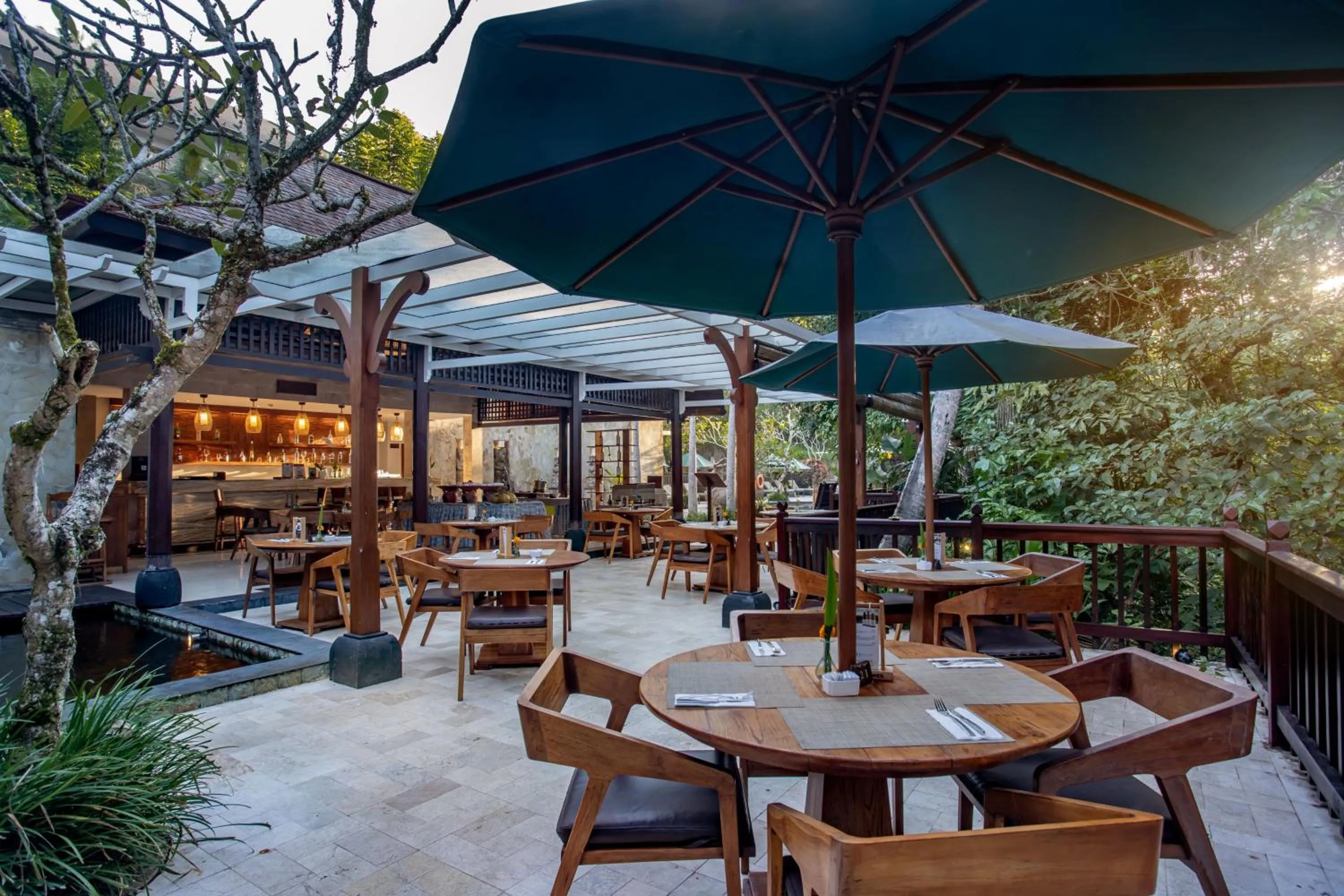 Restaurant/places to eat in The Lokha Ubud Resort, Villas & SPA