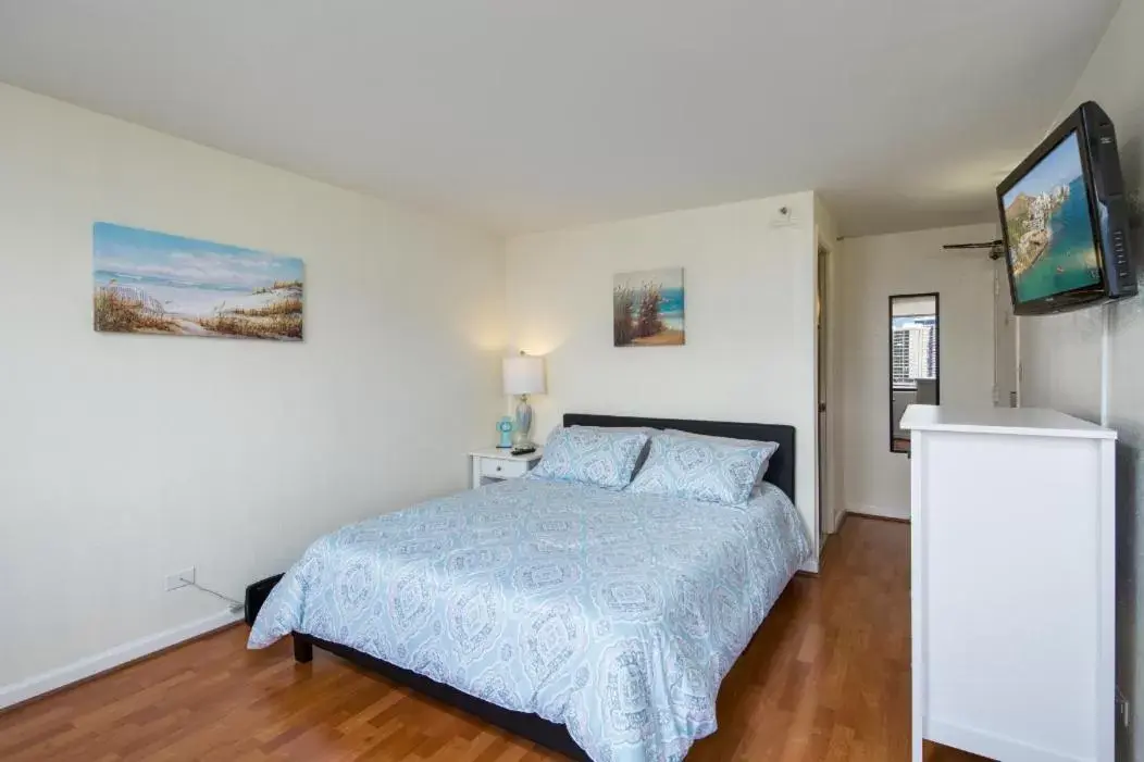 Modern Waikiki Sleek Studio Modern Waikiki Sleek Studio