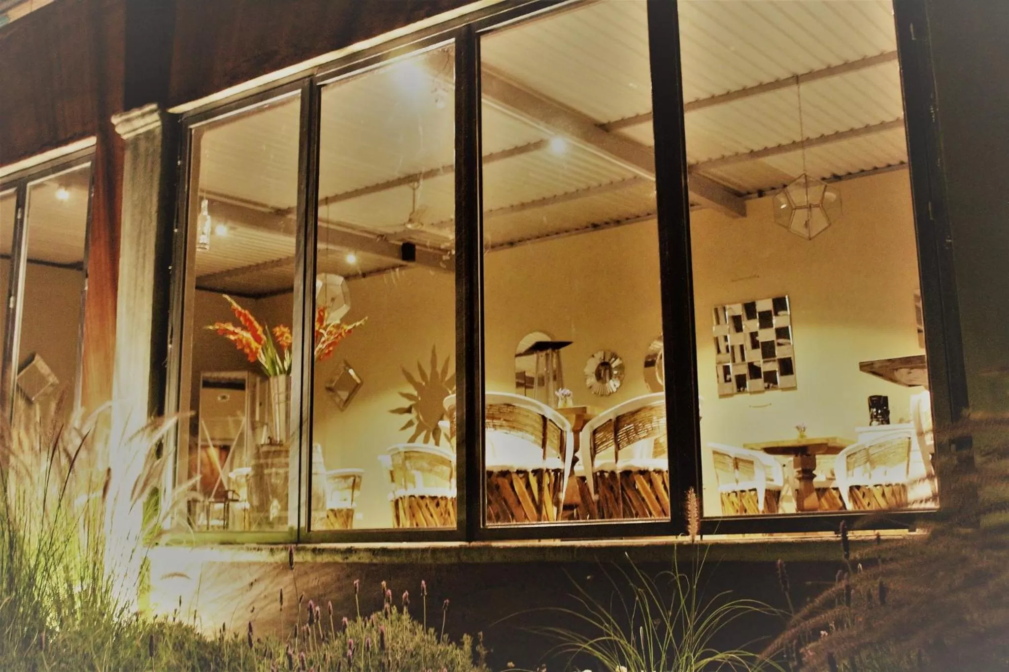 Restaurant/places to eat in View Hotel Boutique