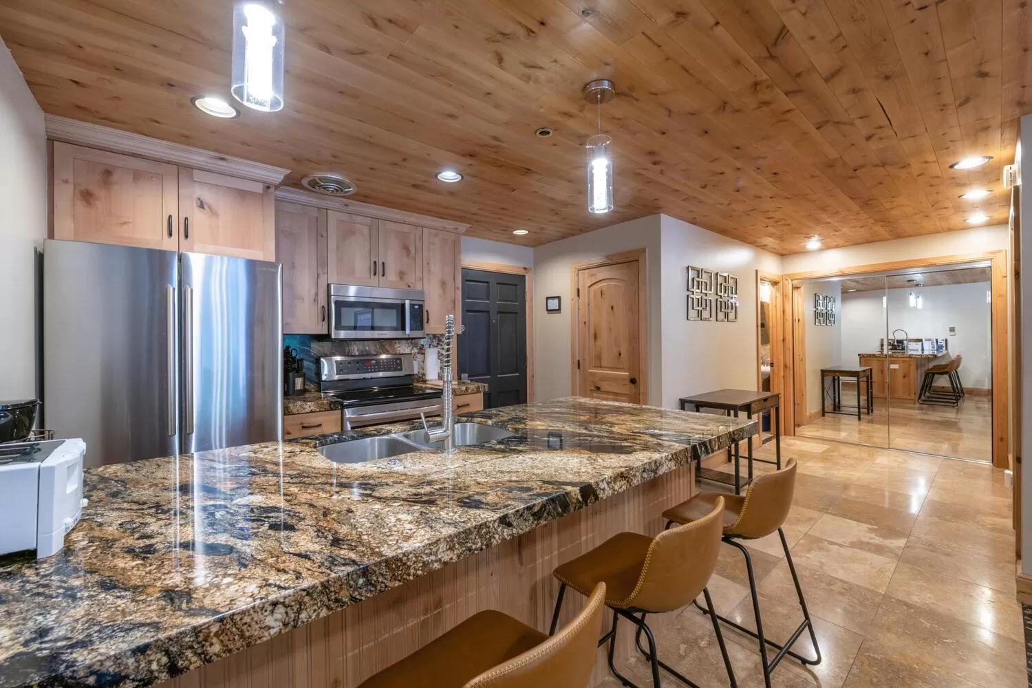 Treasure Mountain Inn