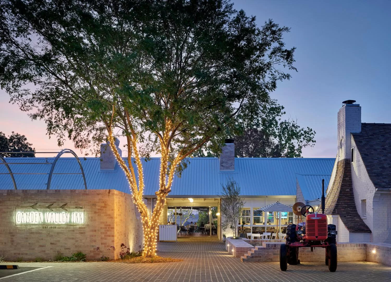 Restaurant/places to eat in Camden Valley Inn