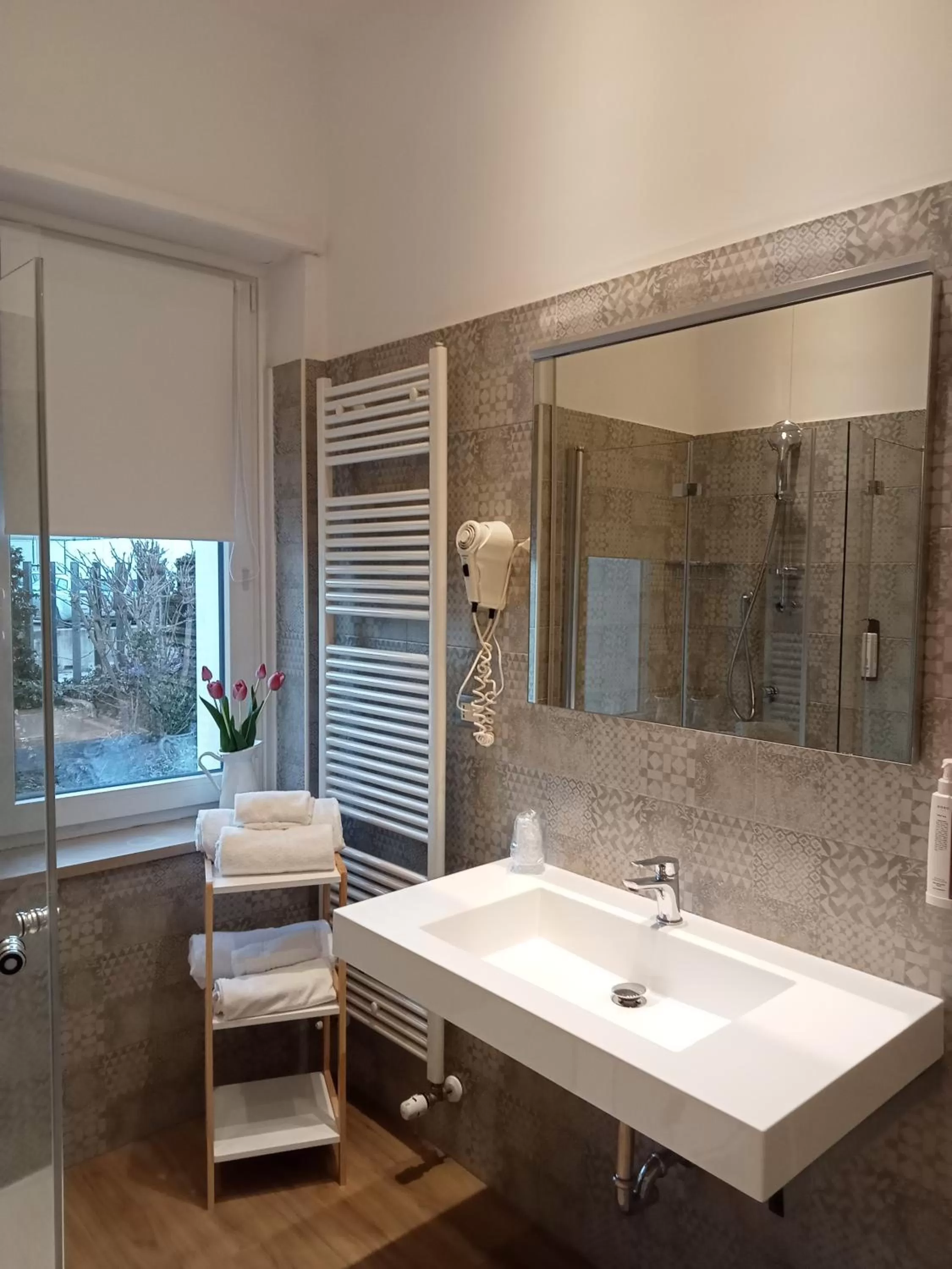 Bathroom in Hotel Porta Rivera