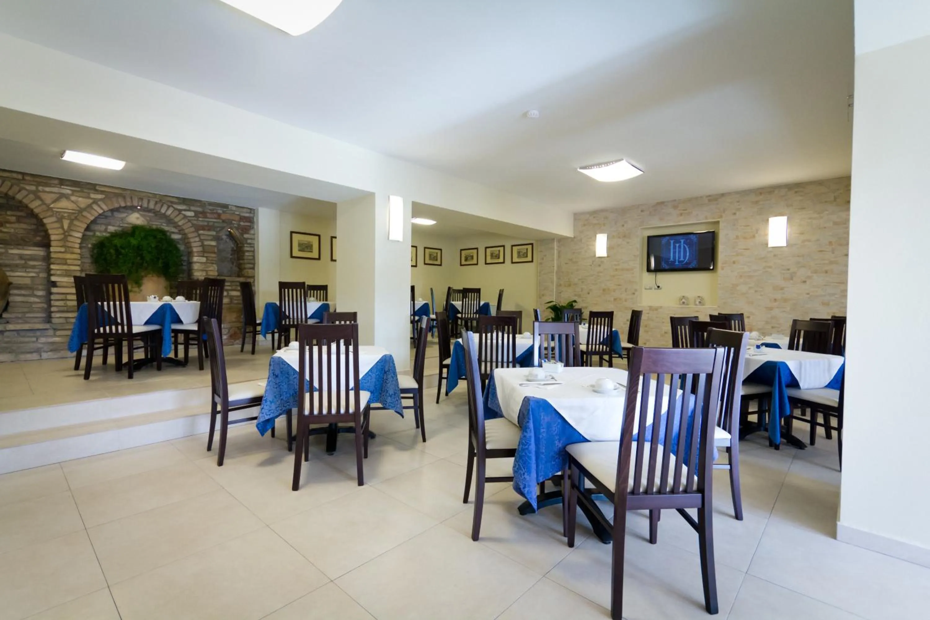 Breakfast in Hotel Donnini