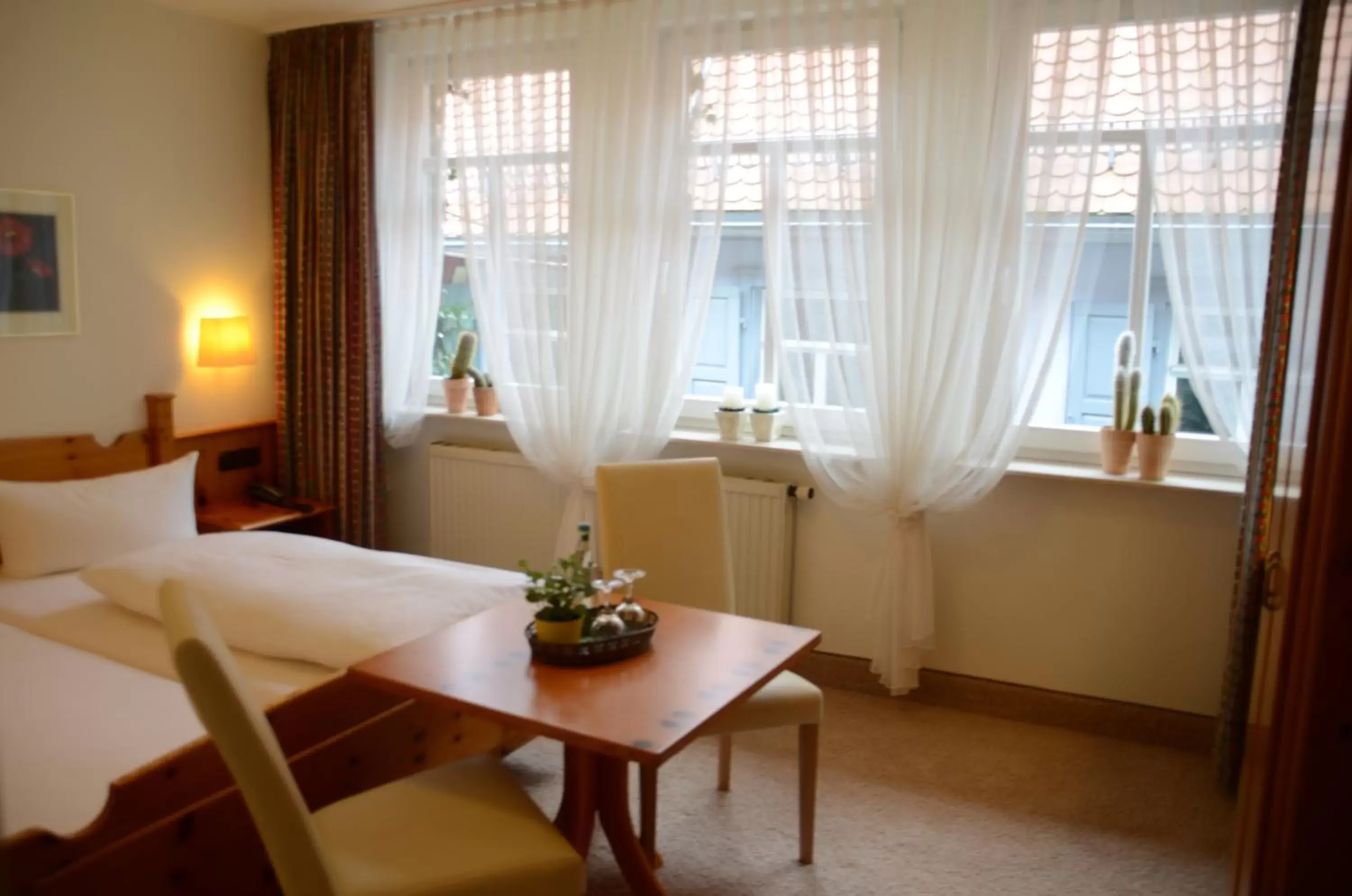 Small Double Room in Hotel Mainblick Garni Small Double Room in Hotel Mainblick Garni