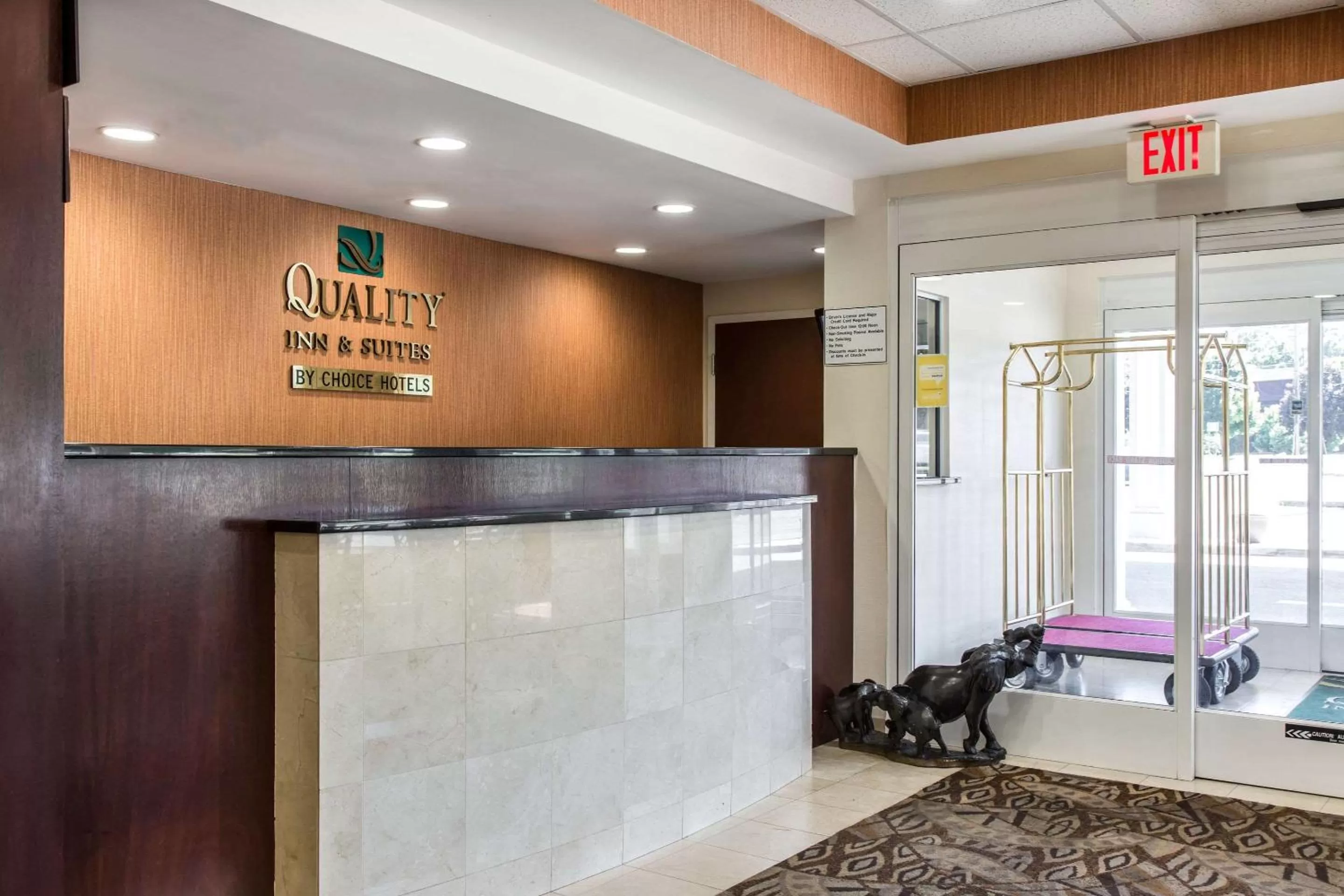 Lobby or reception in Quality Inn & Suites Danbury near University