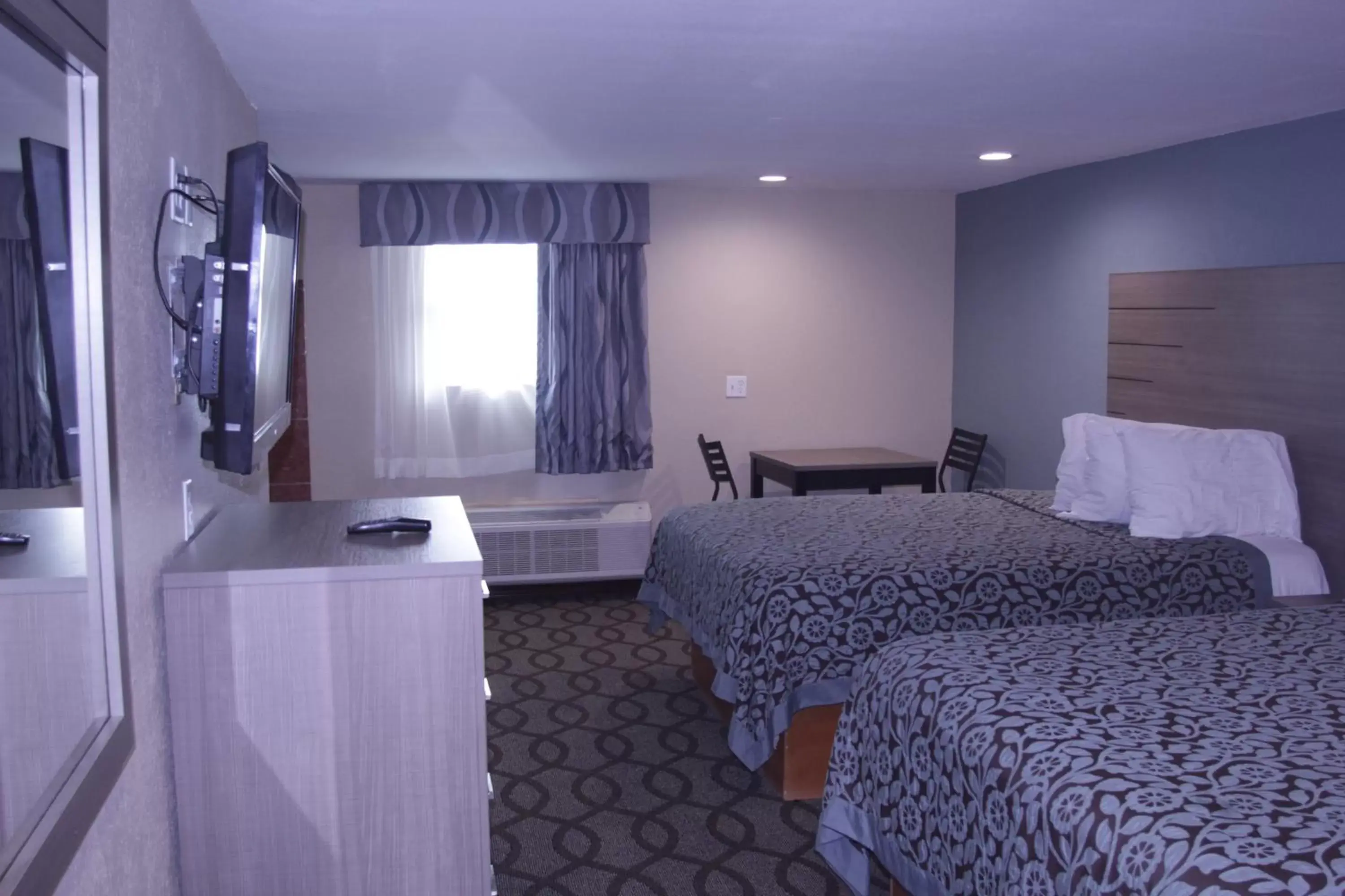 Queen Room with Two Queen Beds with Kitchen in Americas Best Value Inn Port Aransas Queen Room with Two Queen Beds with Kitchen in Americas Best Value Inn Port Aransas