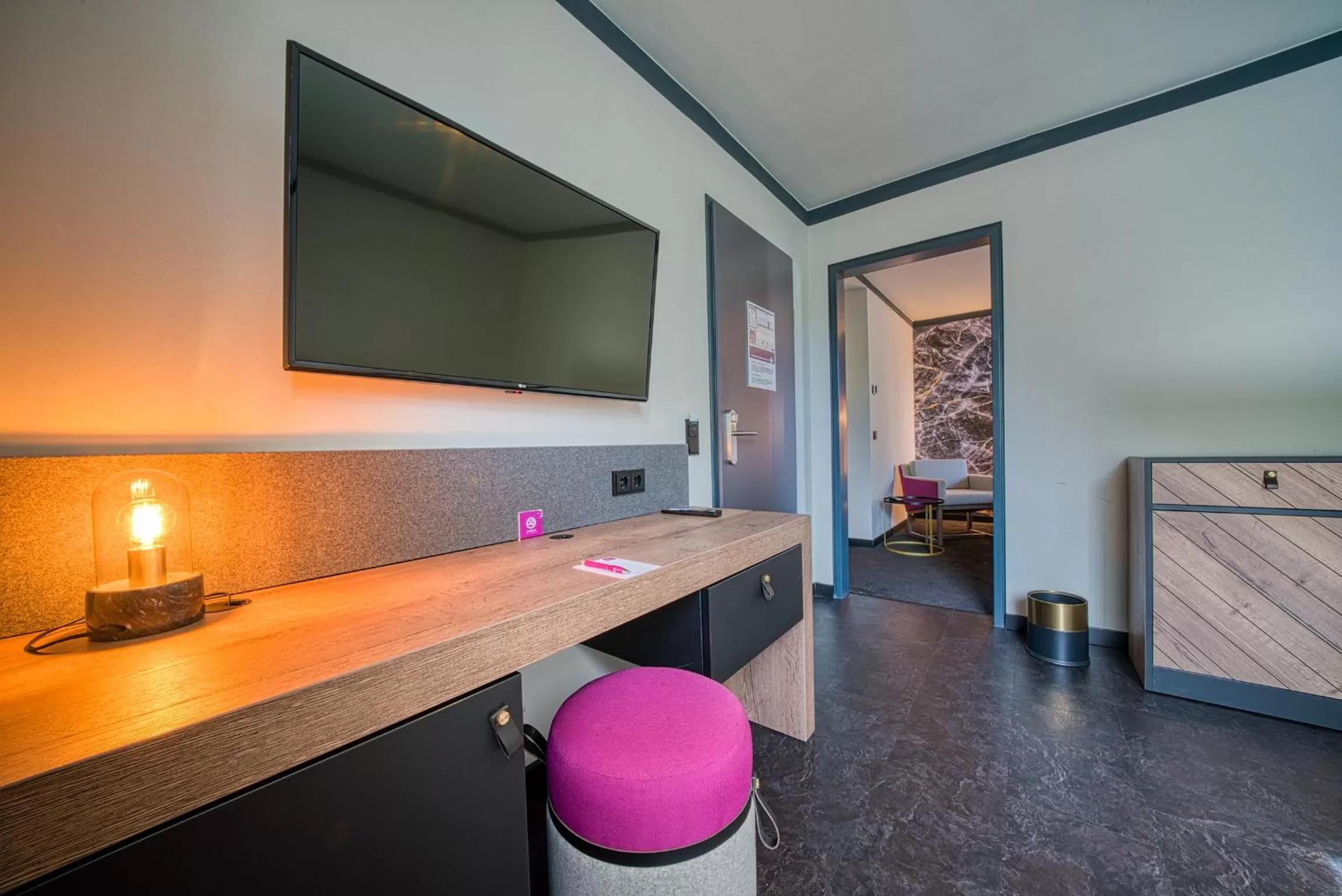 Photo of the whole room in FourSide Hotel Salzburg Messe, Trademark Collection by Wyndham