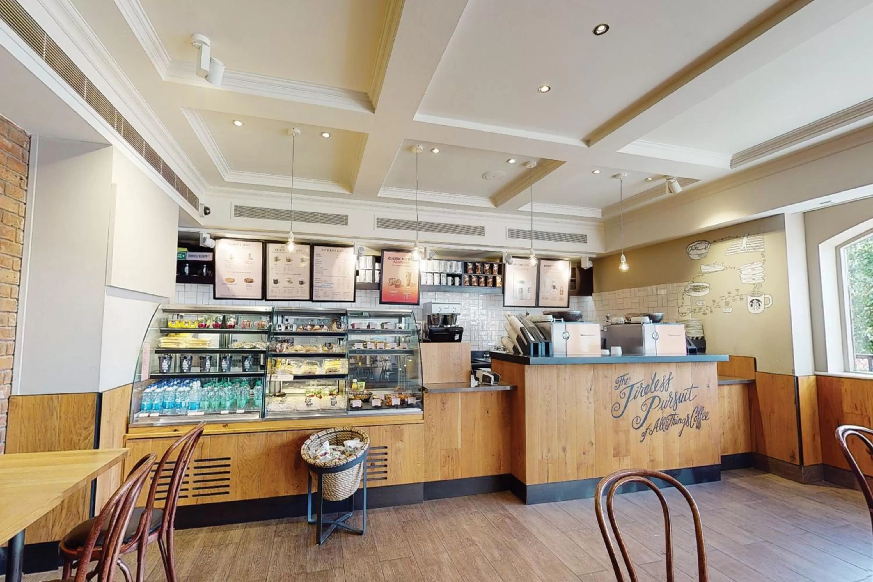 Restaurant/places to eat in Village Hotel Nottingham