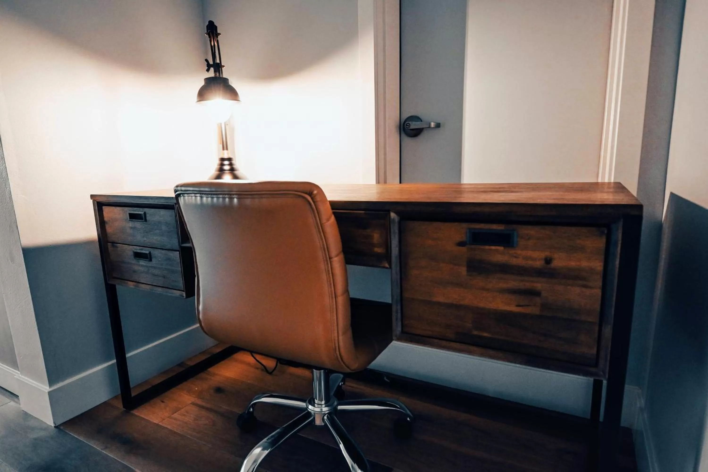 Living room in Cannery Pier Hotel & Spa