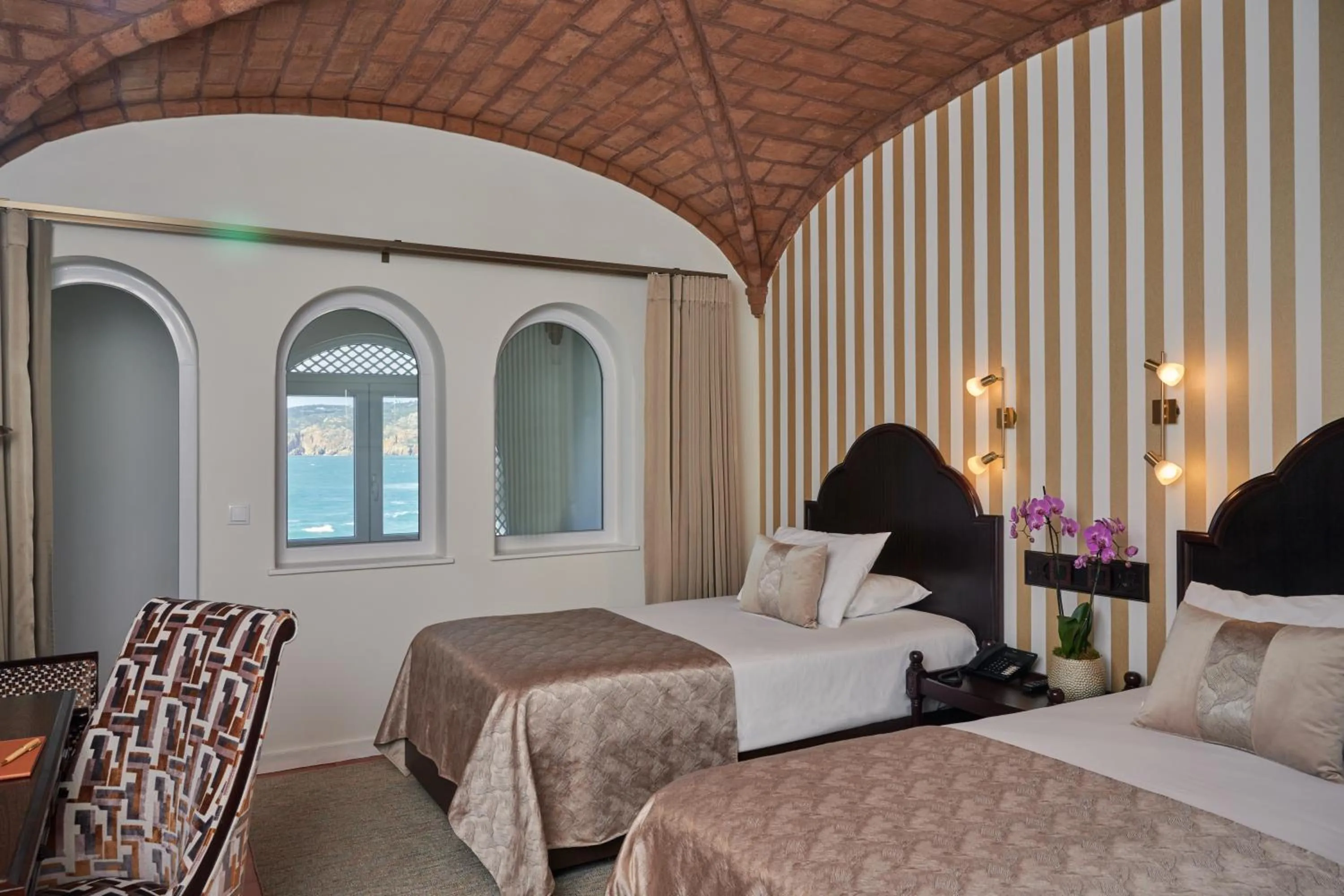 Superior Double or Twin Room with Sea View in Hotel Fortaleza do Guincho Relais & Châteaux