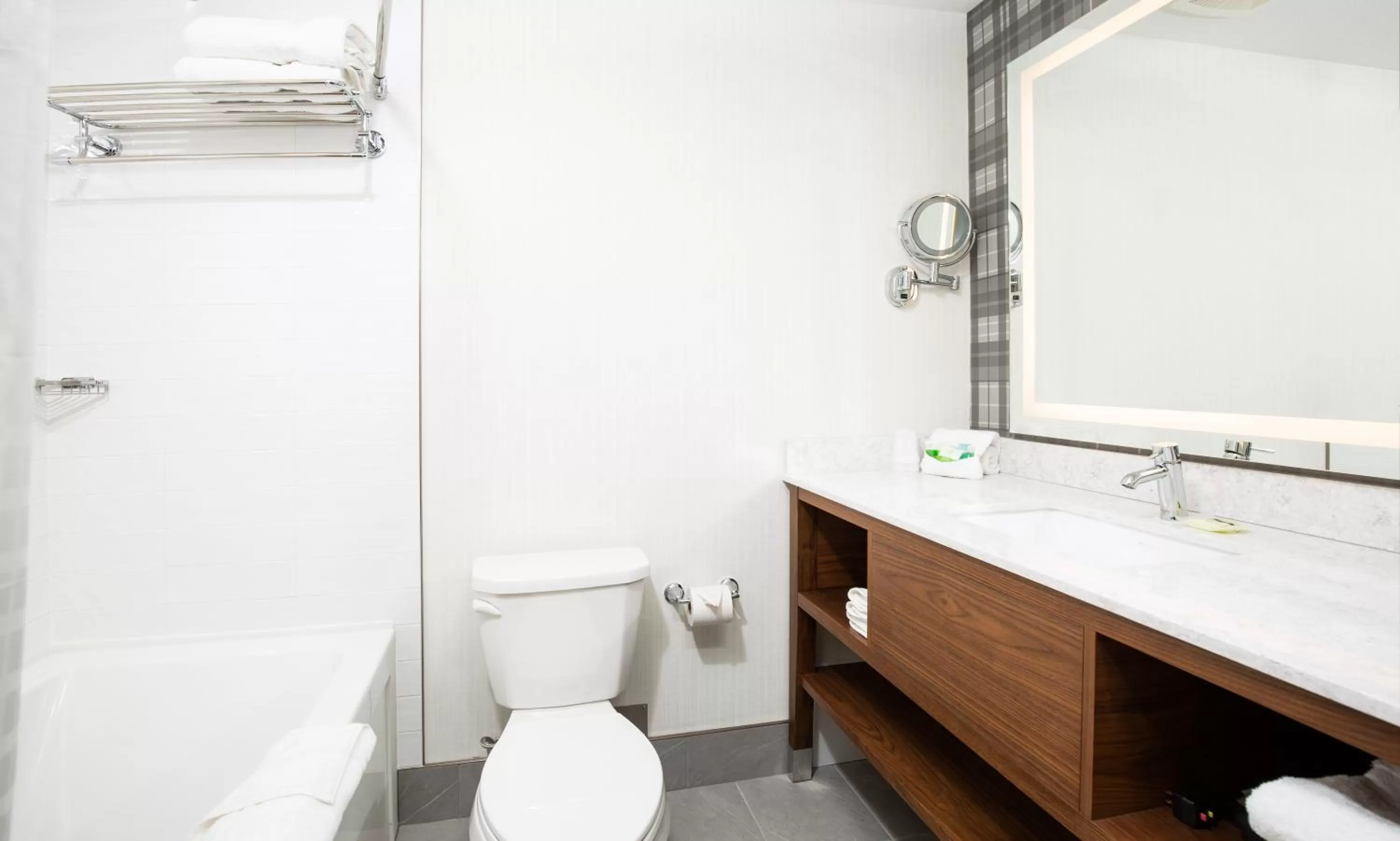 Bathroom in Pomeroy Hotel Fort McMurray