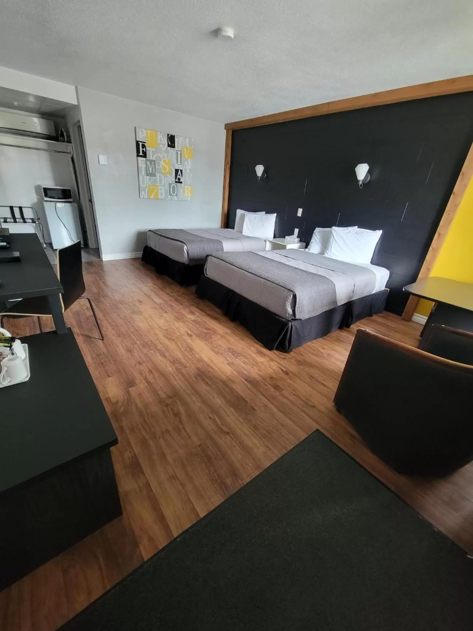 Bed in Motel Le Riviera