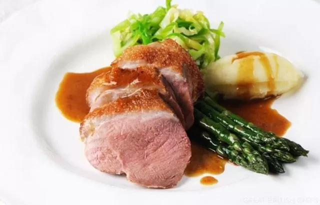 Food and drinks in The Royal Arms Hotel Room Only