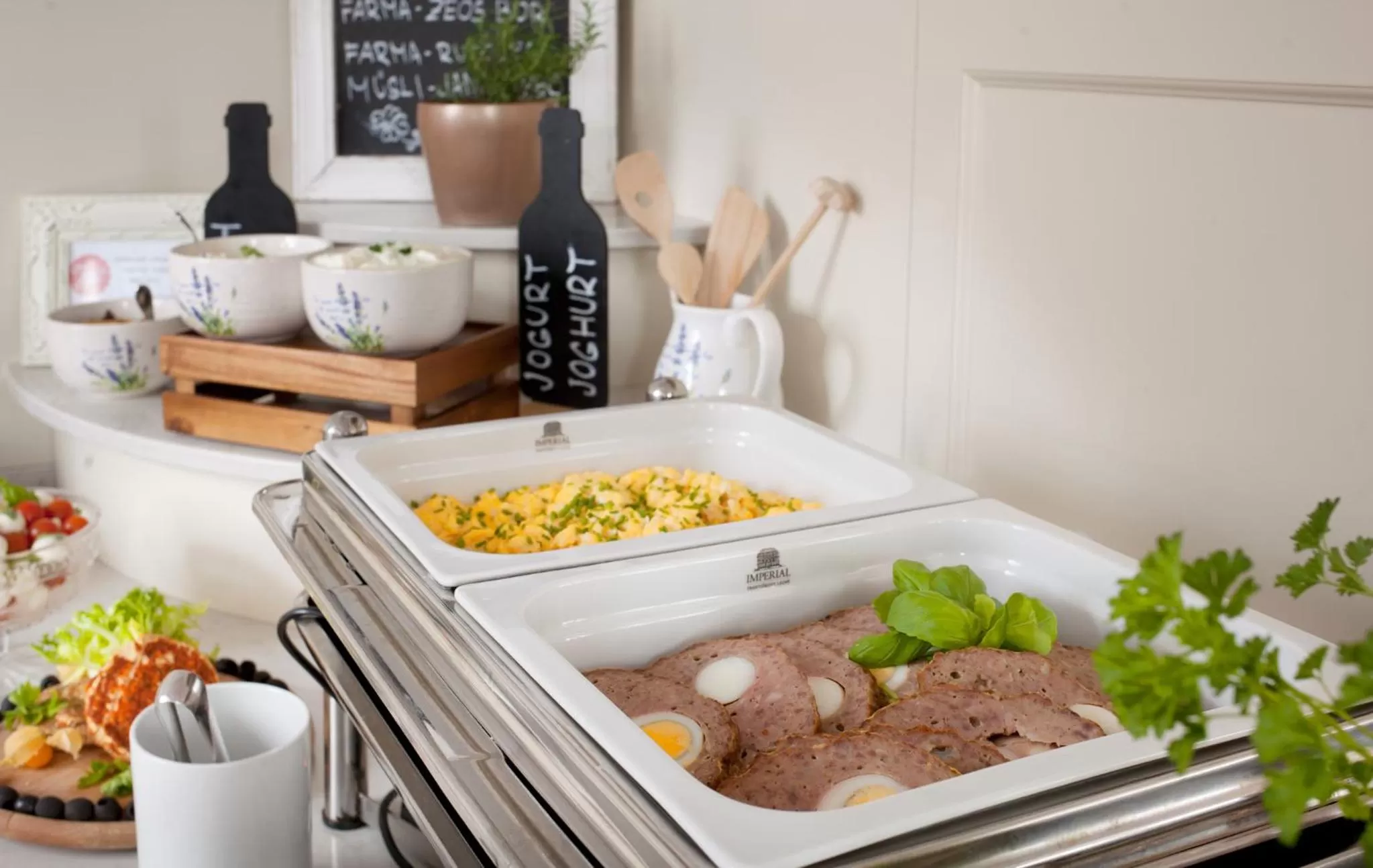 Buffet breakfast in Imperial Spa & Kurhotel