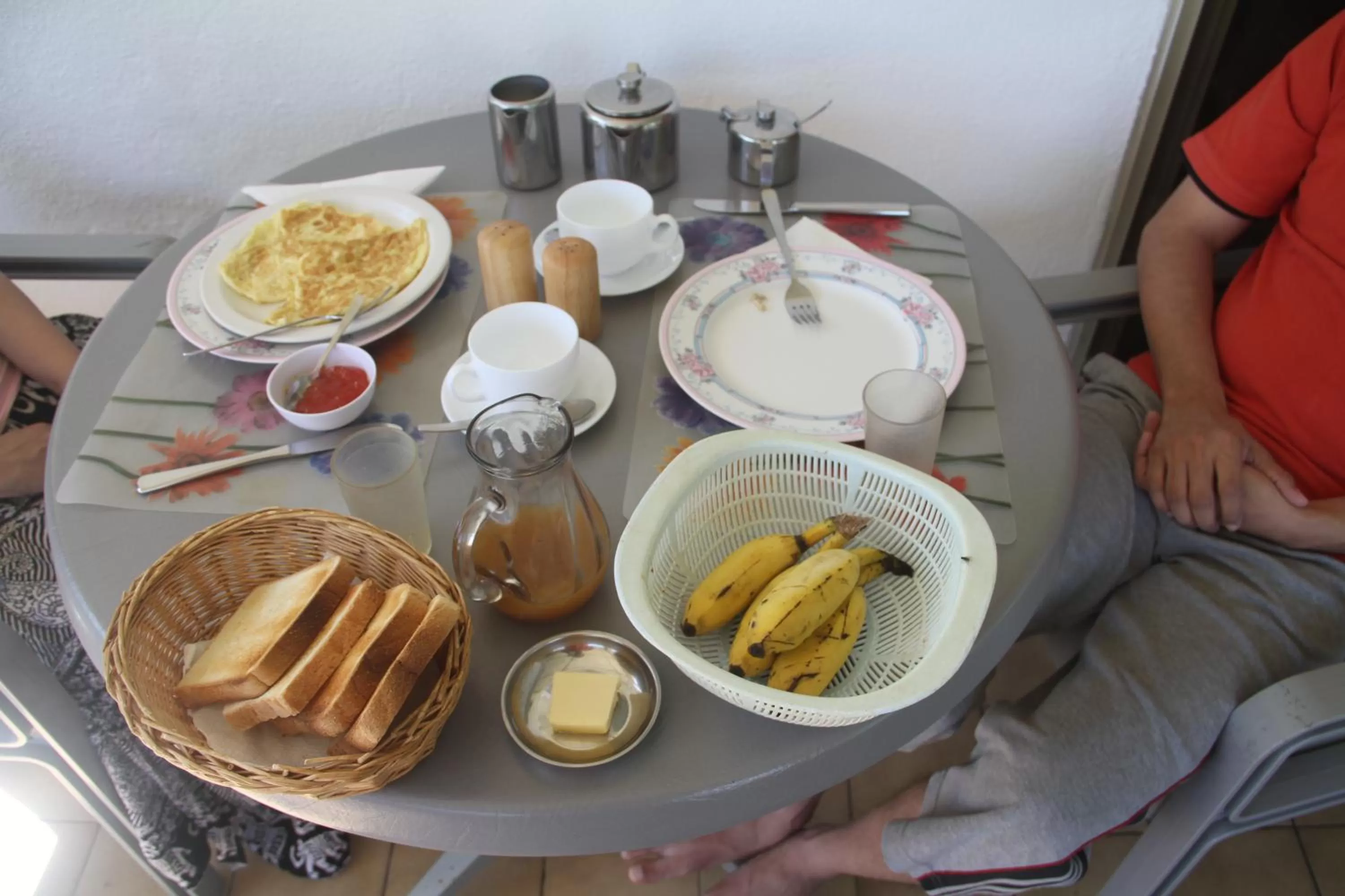 Breakfast in Daniella's Bungalows