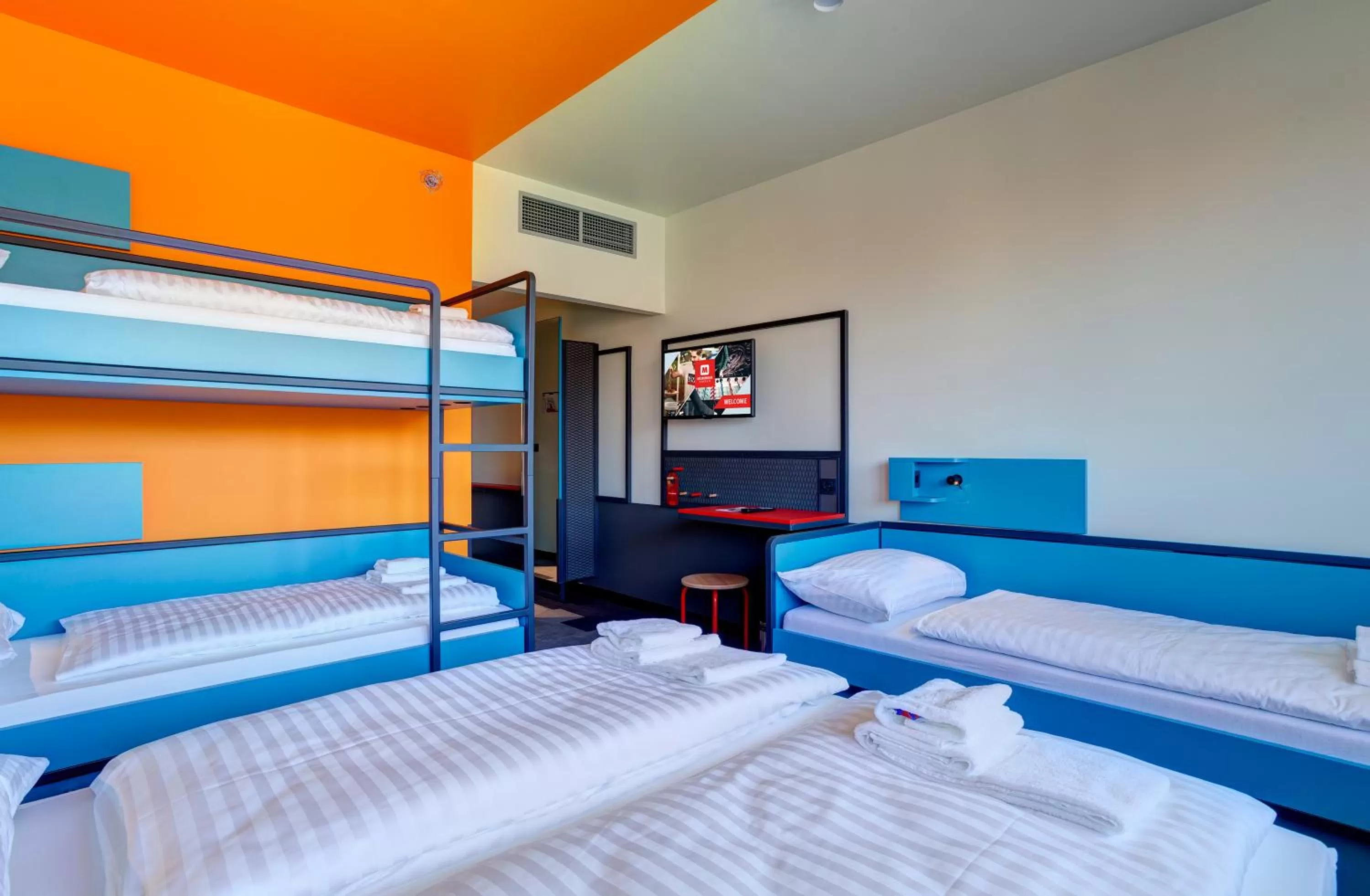 Photo of the whole room, Bunk Bed in MEININGER Budapest Great Market Hall