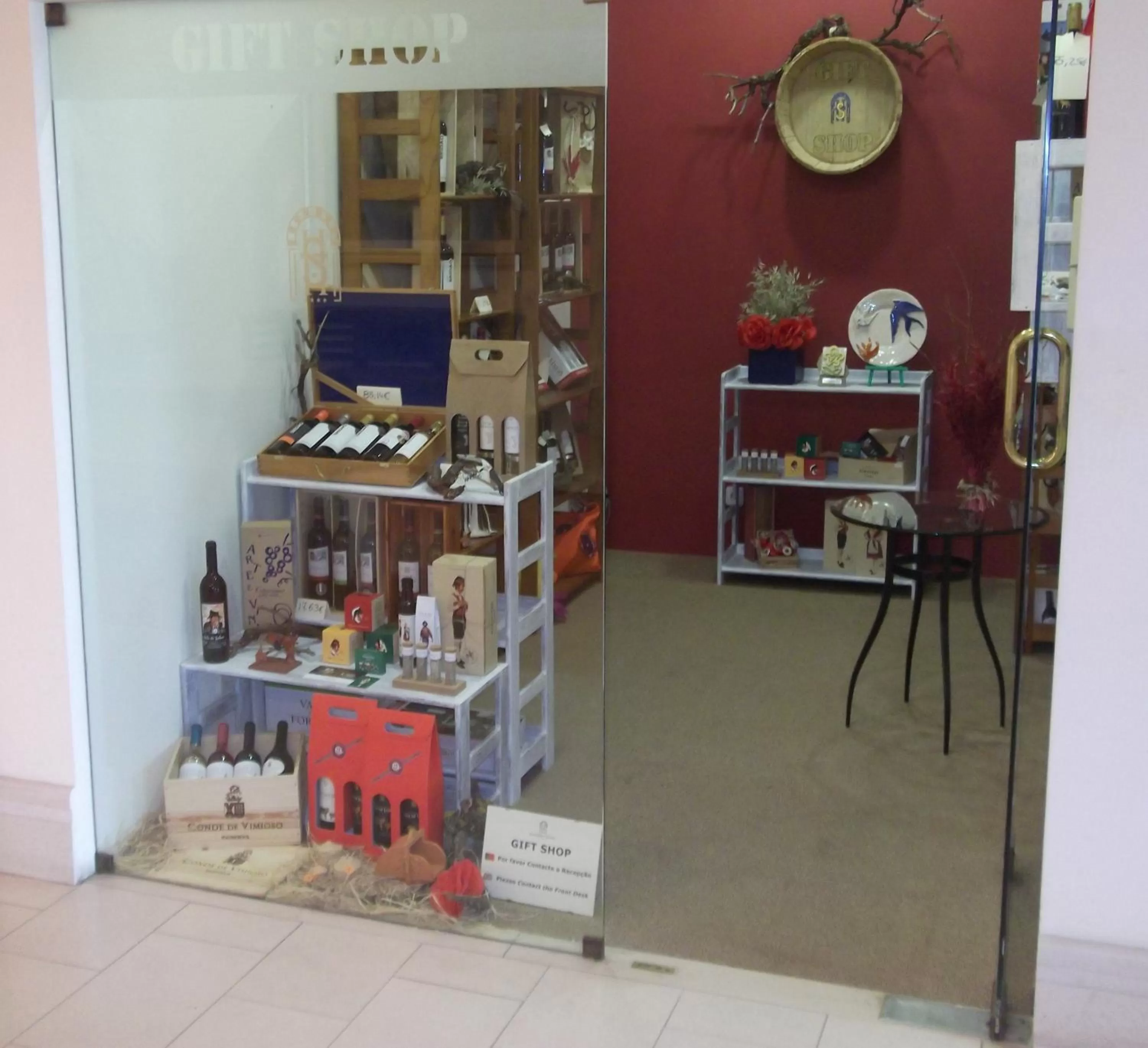 On-site shops in Verdi Santarém