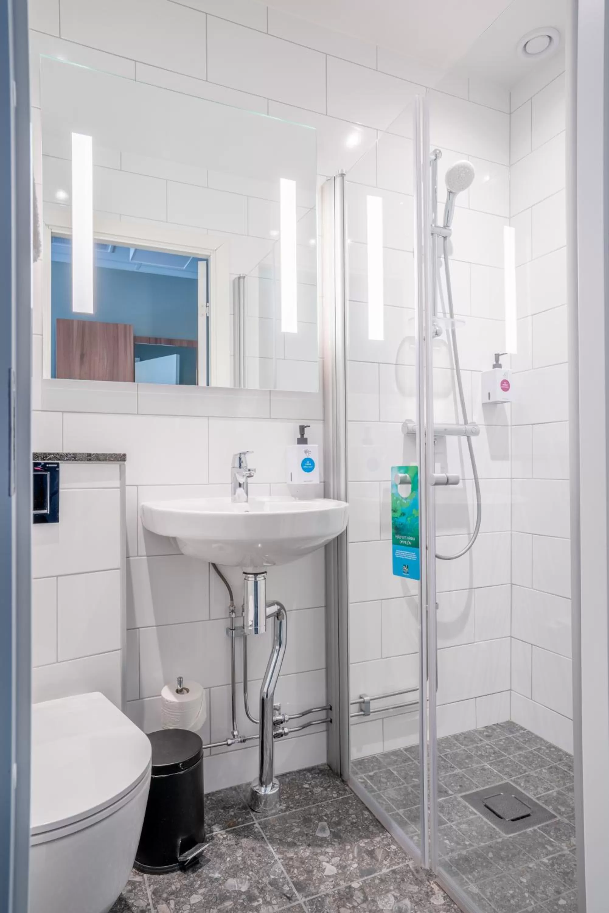 Shower in Quality Hotel Park Södertälje City