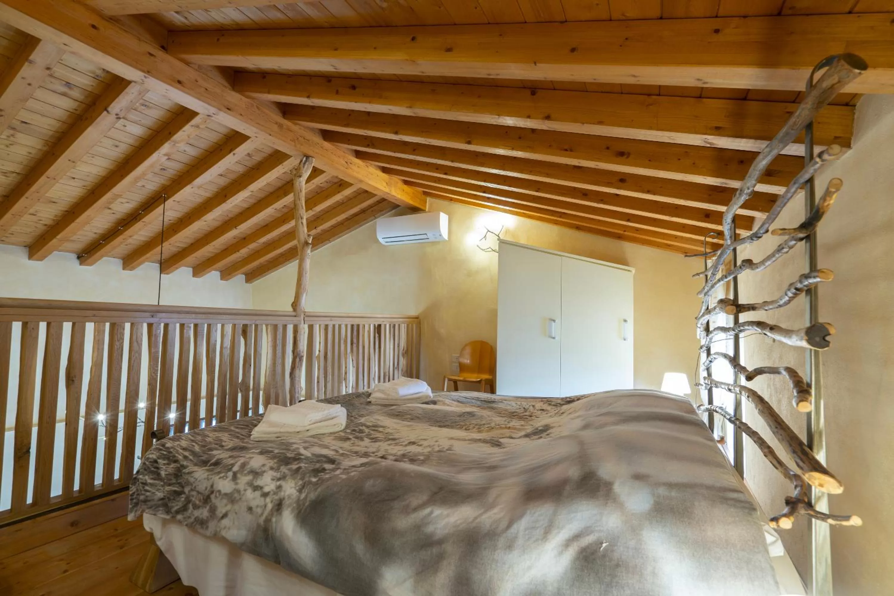 Bed in Borgo al Sole by Garda Facilities