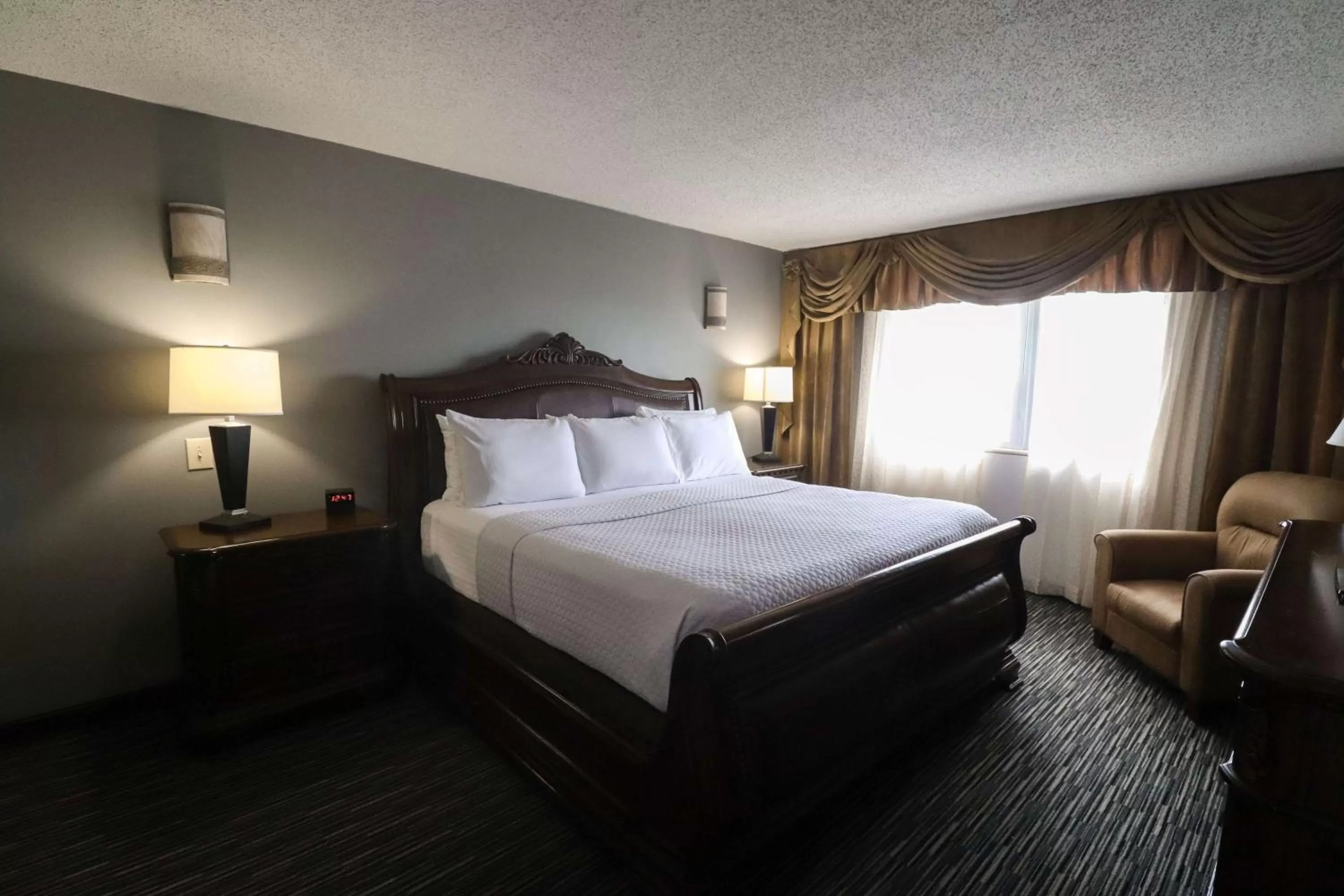 Photo of the whole room, Bed in Wyndham Houston near NRG Park - Medical Center