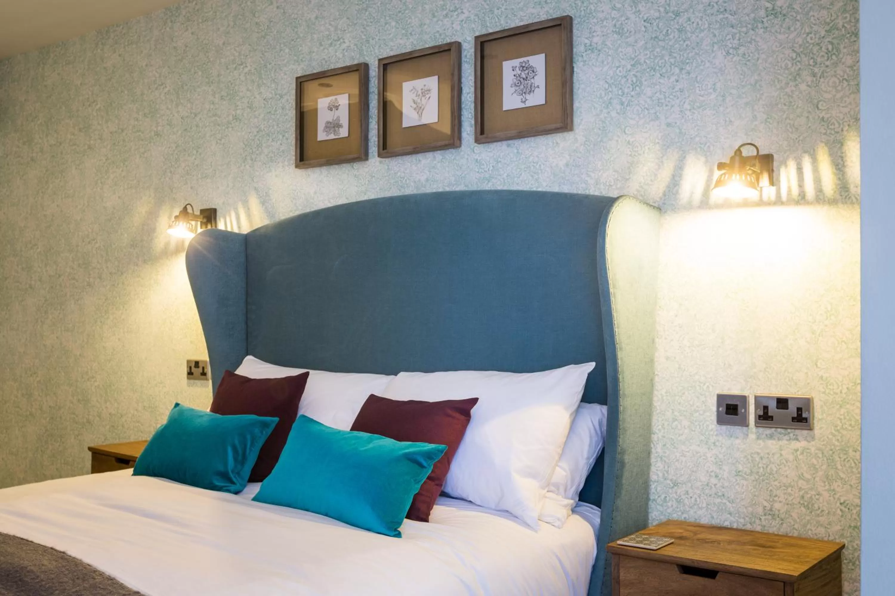 Bedroom, Bed in The Chequers Marlow