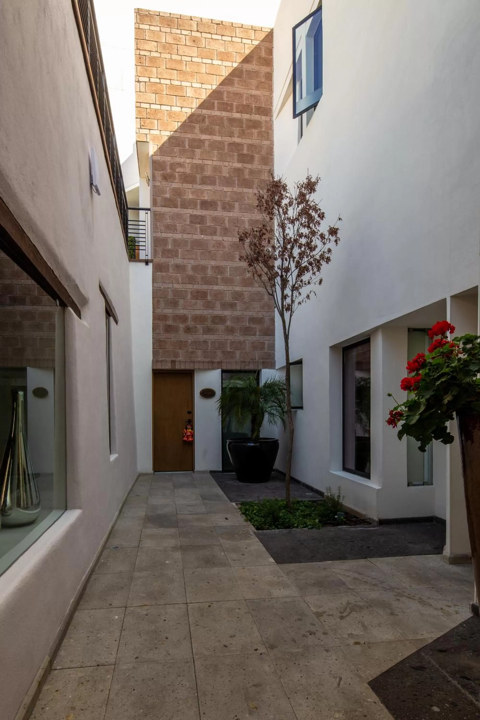 Area and facilities in Central Hotel Boutique