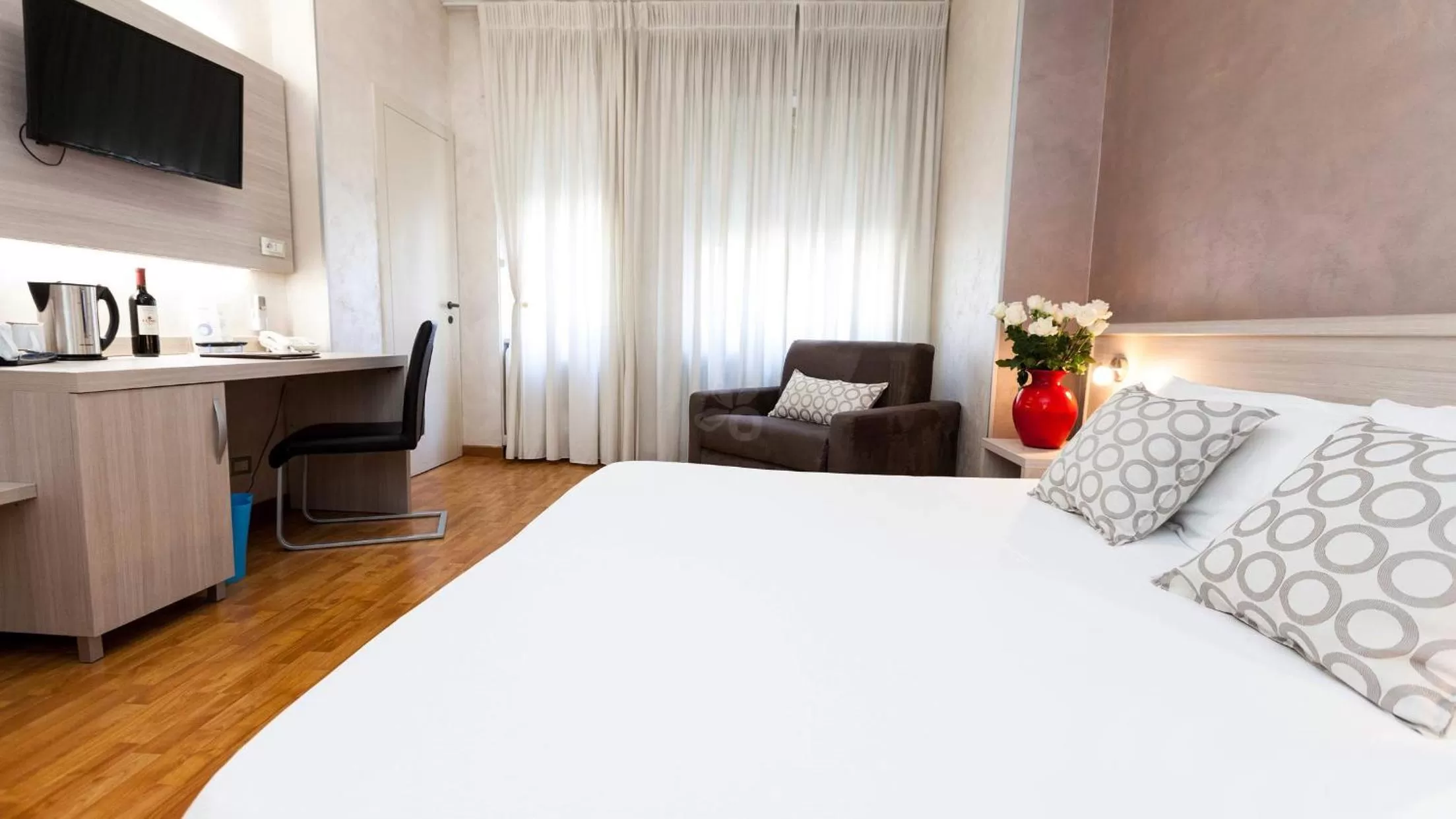 Photo of the whole room, Bed in Hotel Lis