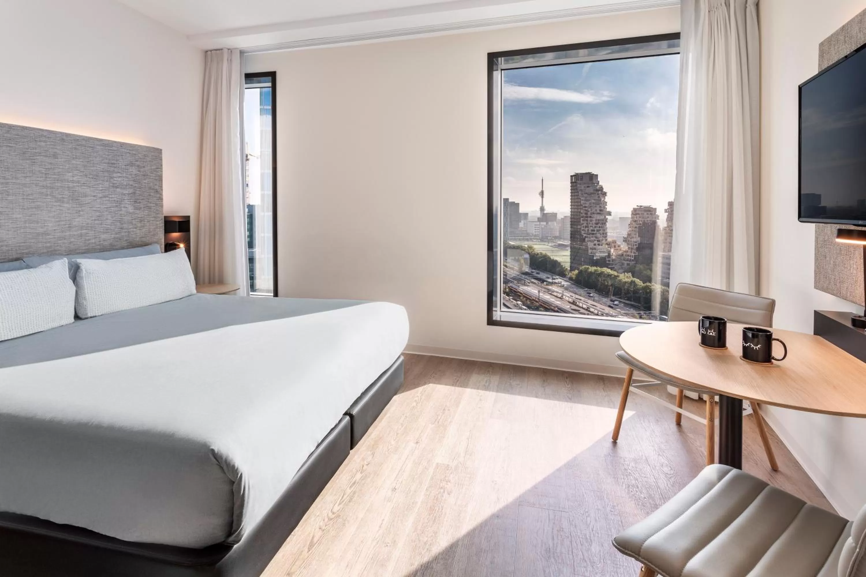 Bed in INNSiDE by Meliá Amsterdam