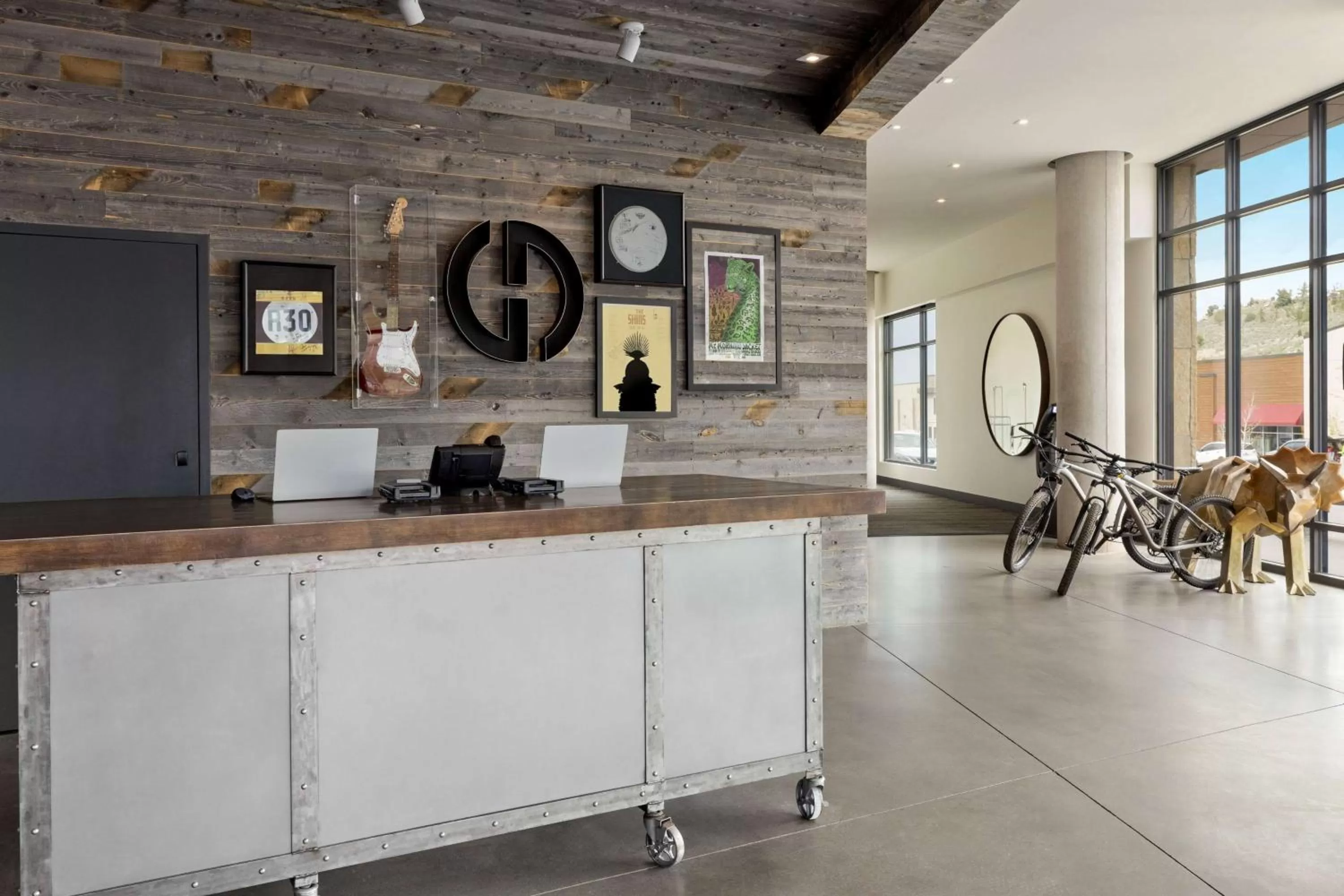 Lobby or reception in Origin Red Rocks, a Wyndham Hotel
