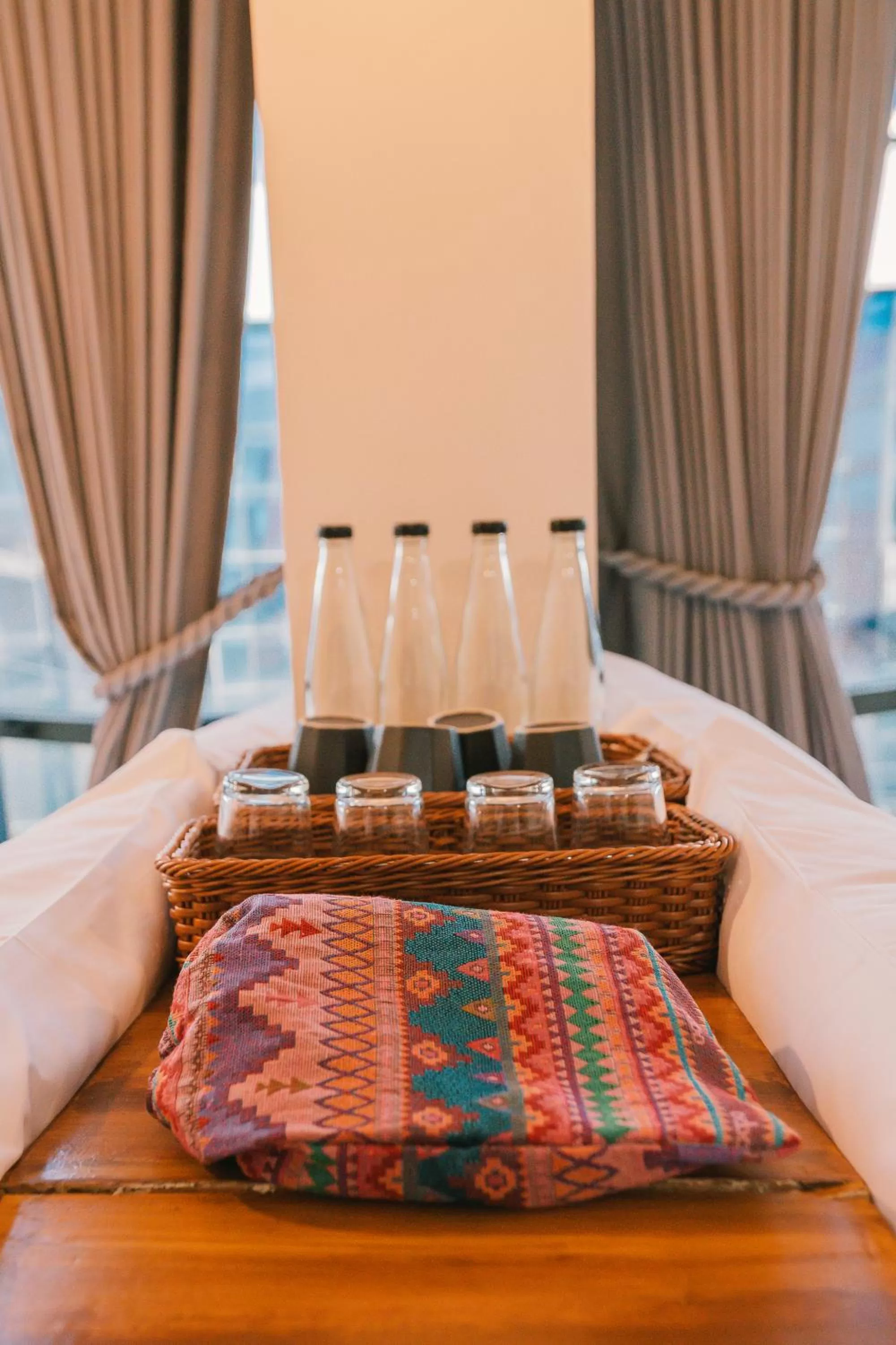 Non alcoholic drinks, Bed in B Innspire Hotel