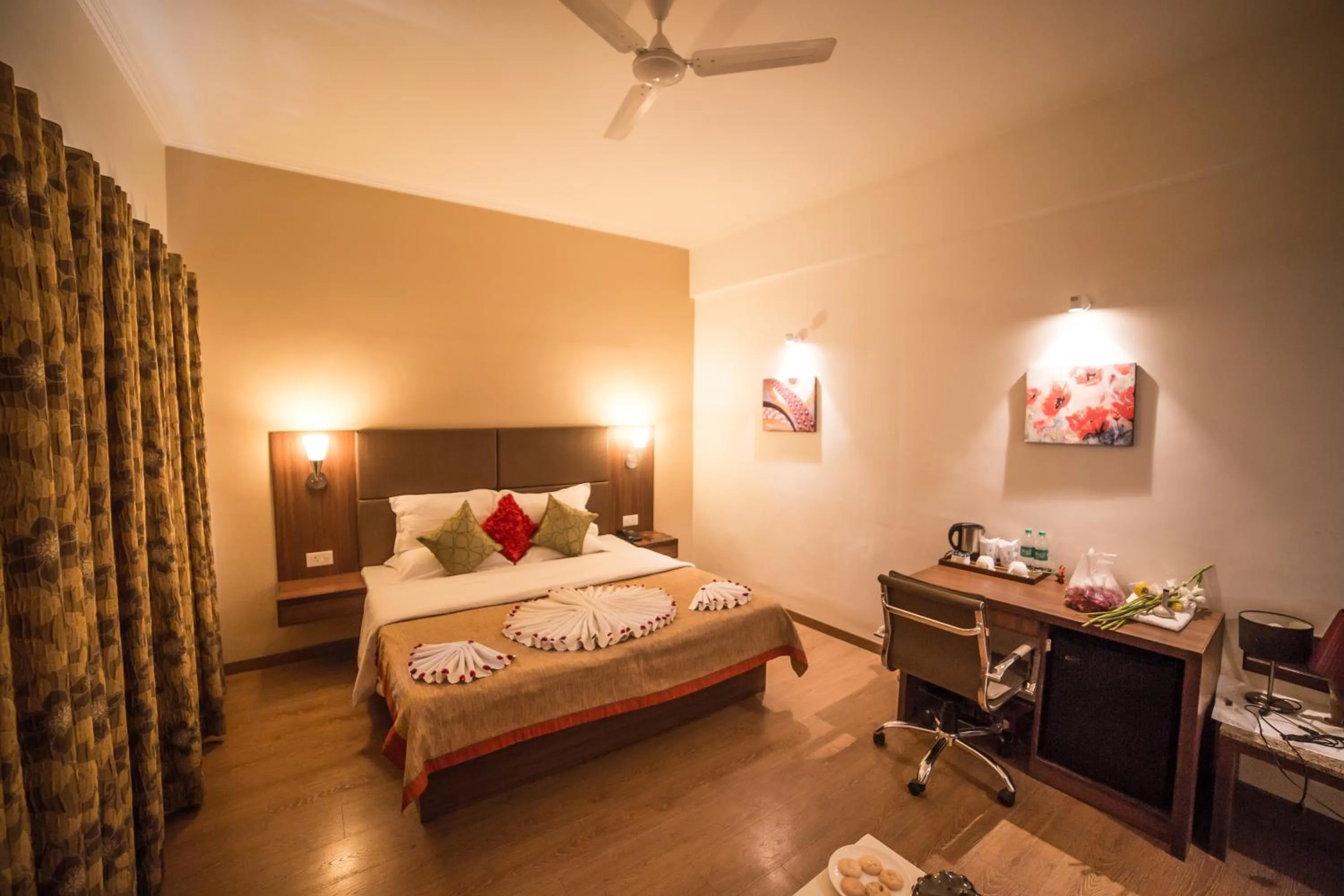 Bed in Diamond Hotel