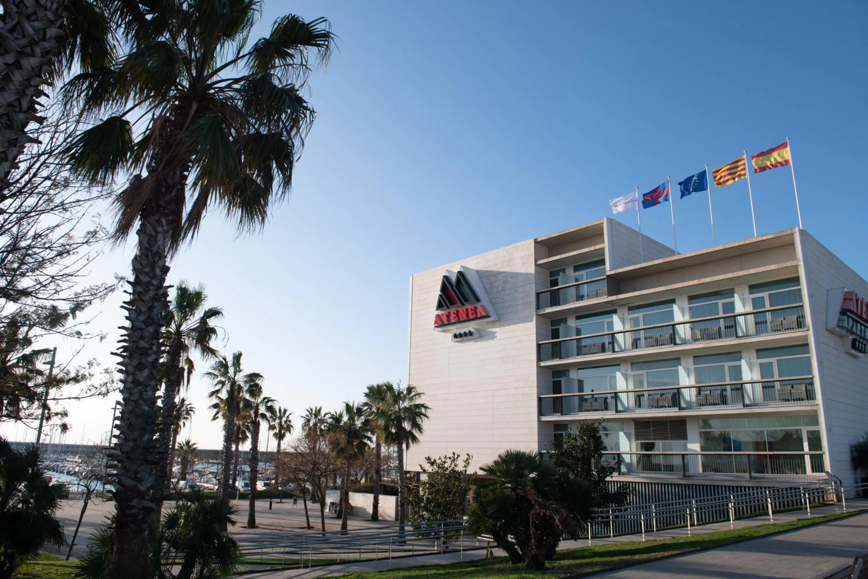 Property building in Atenea Port Barcelona Mataró