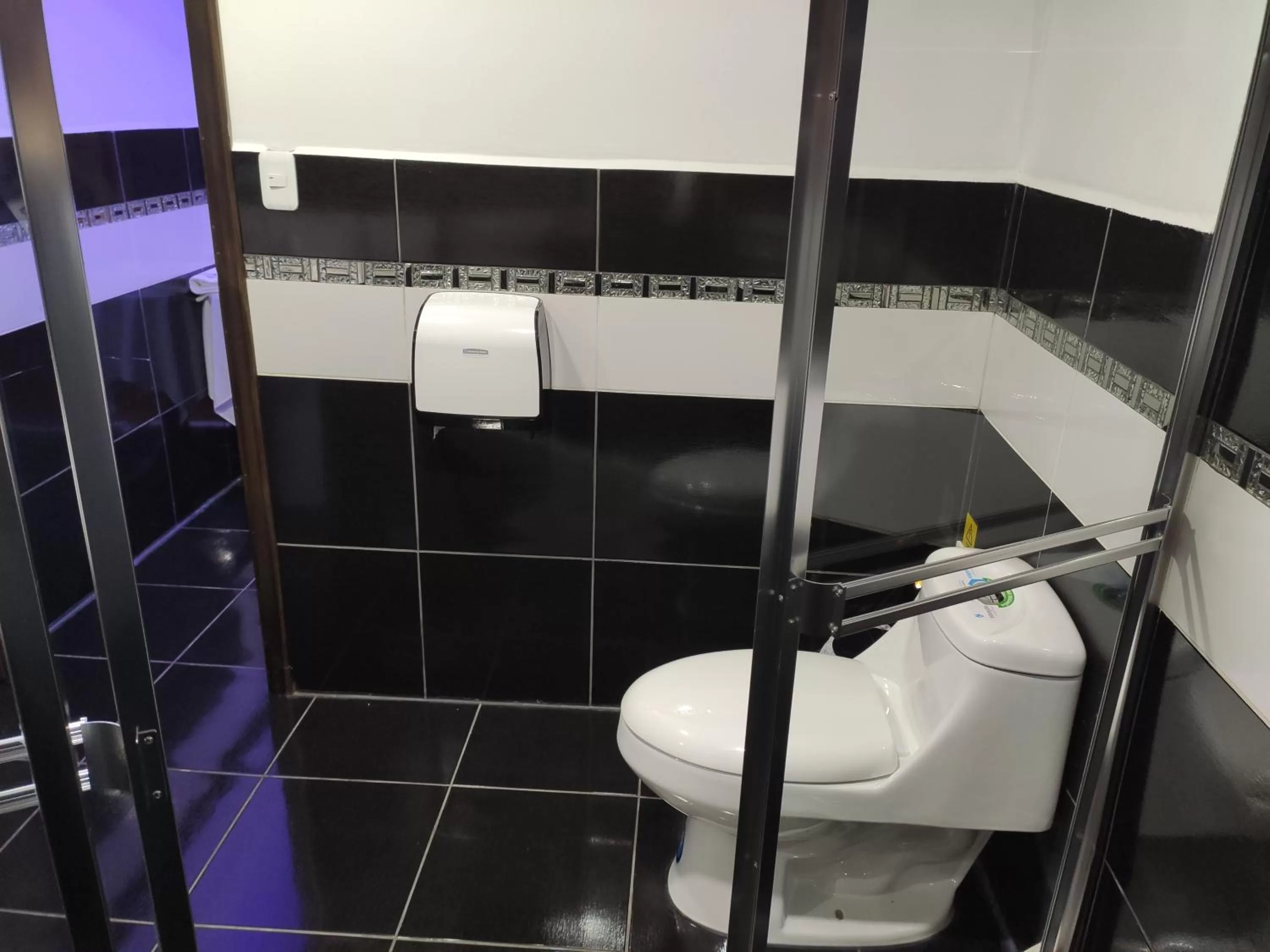 Bathroom in Hotel el Che No apto para corruptos