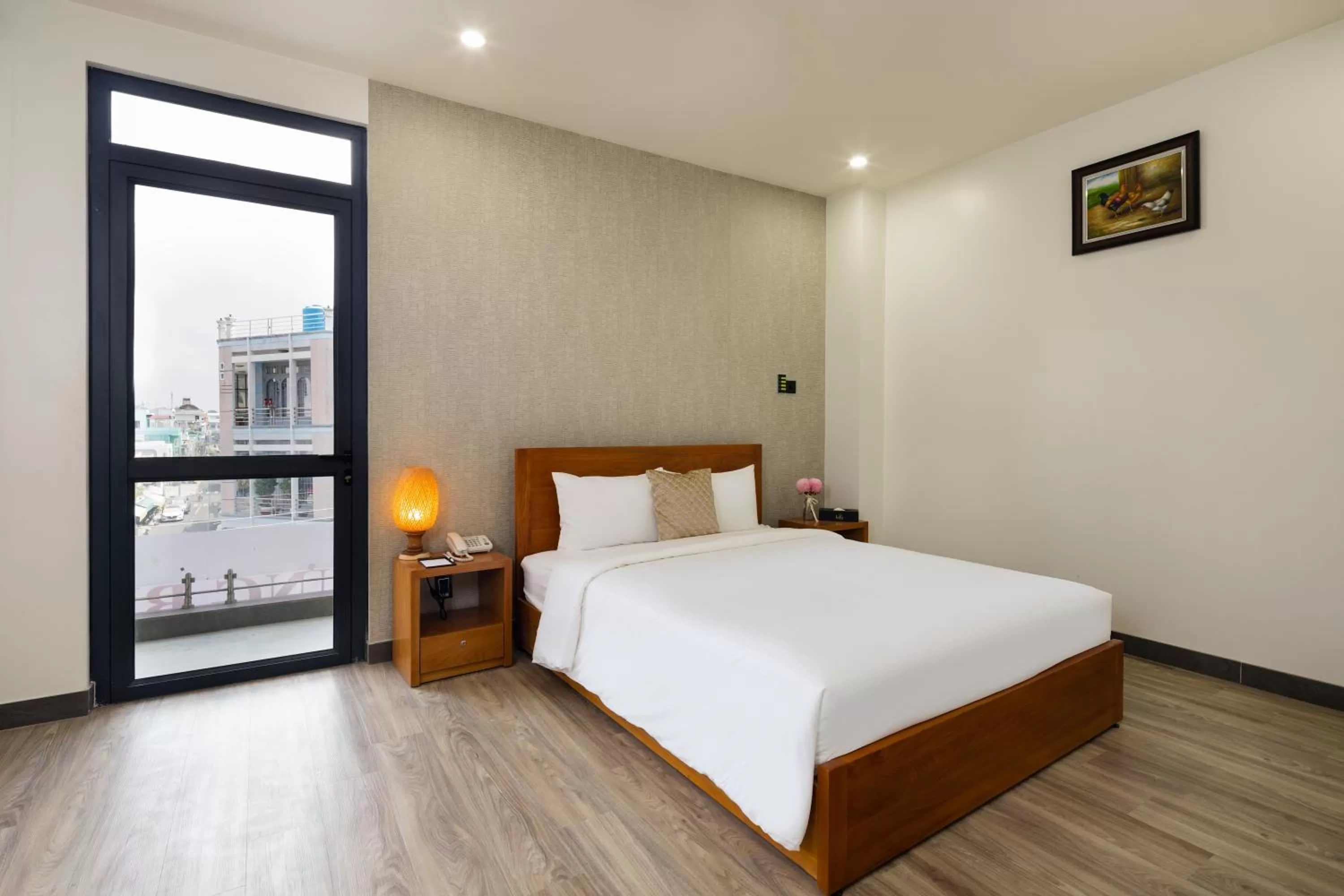 Bed in LARA HOTEL LONG XUYÊN