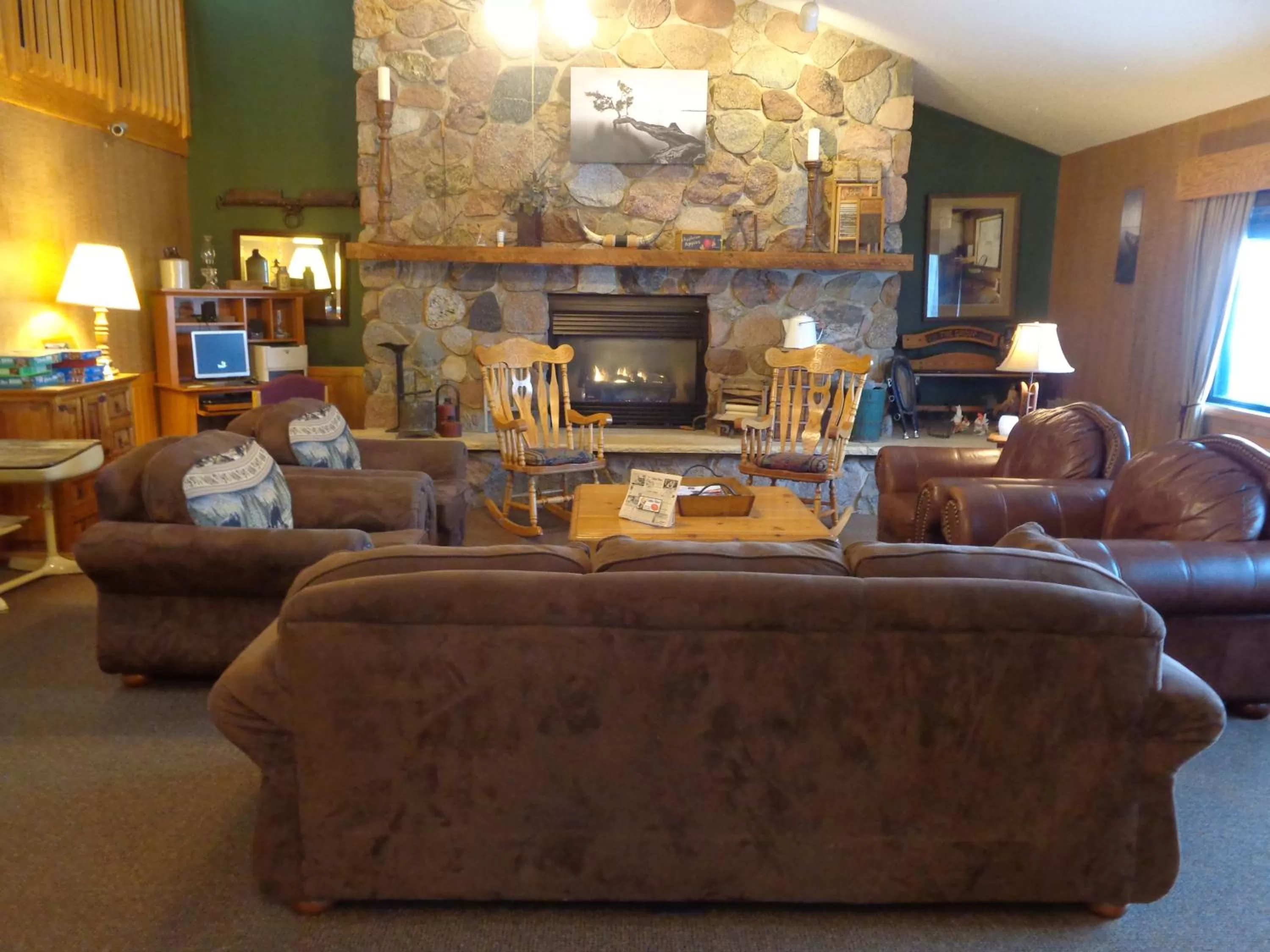 Lobby or reception in Baymont by Wyndham Kasson Rochester Area