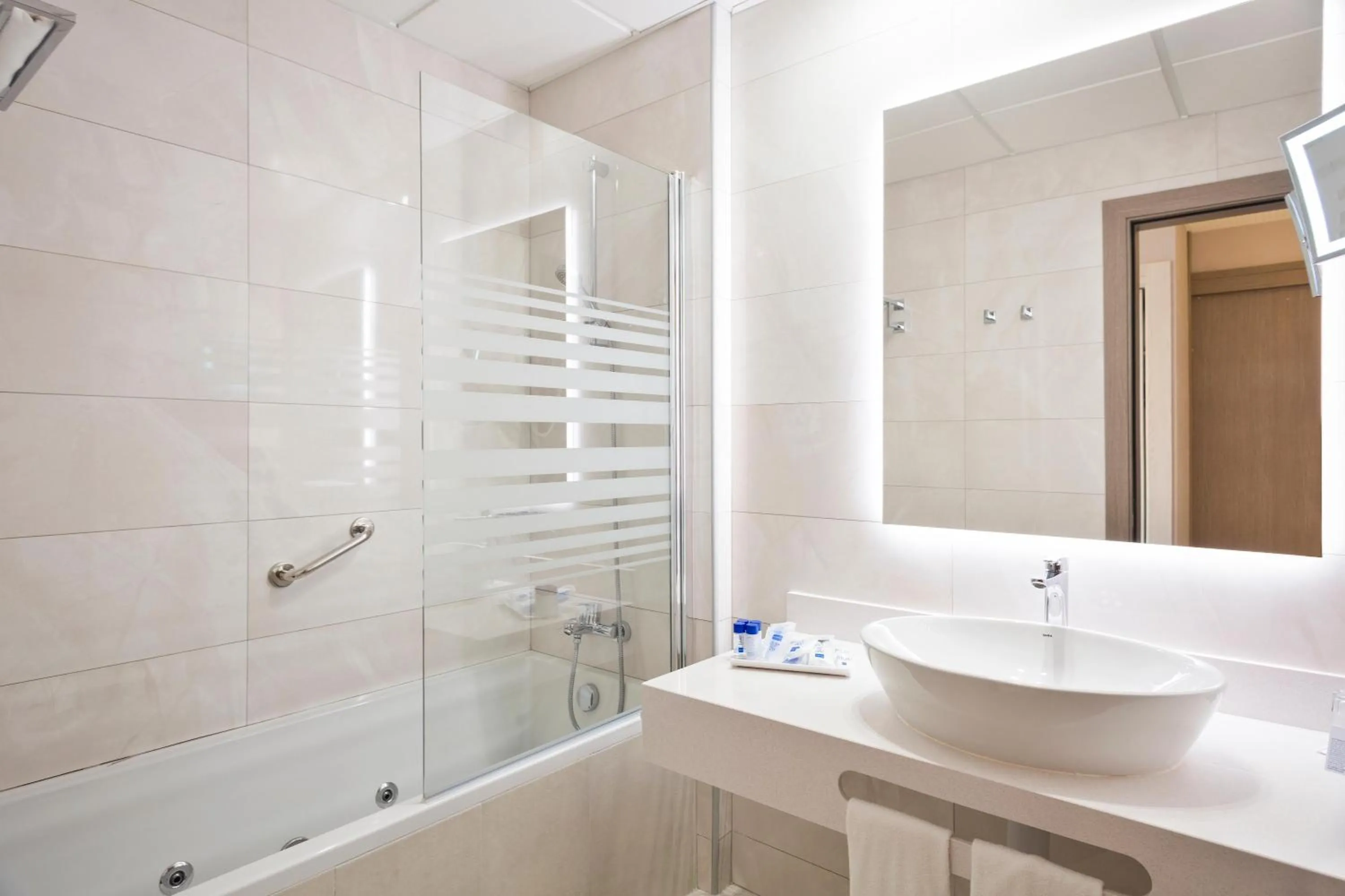 Bathroom in Hotel Best Costa Ballena