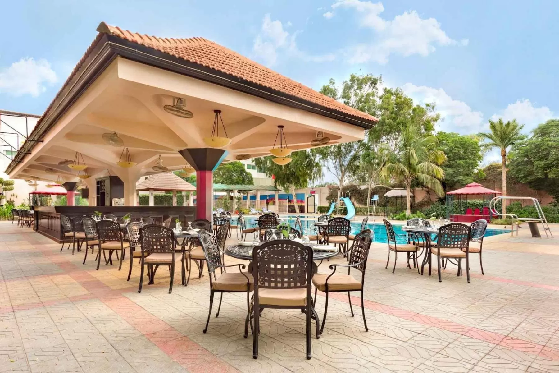 Ramada Plaza by Wyndham Karachi Airport Hotel